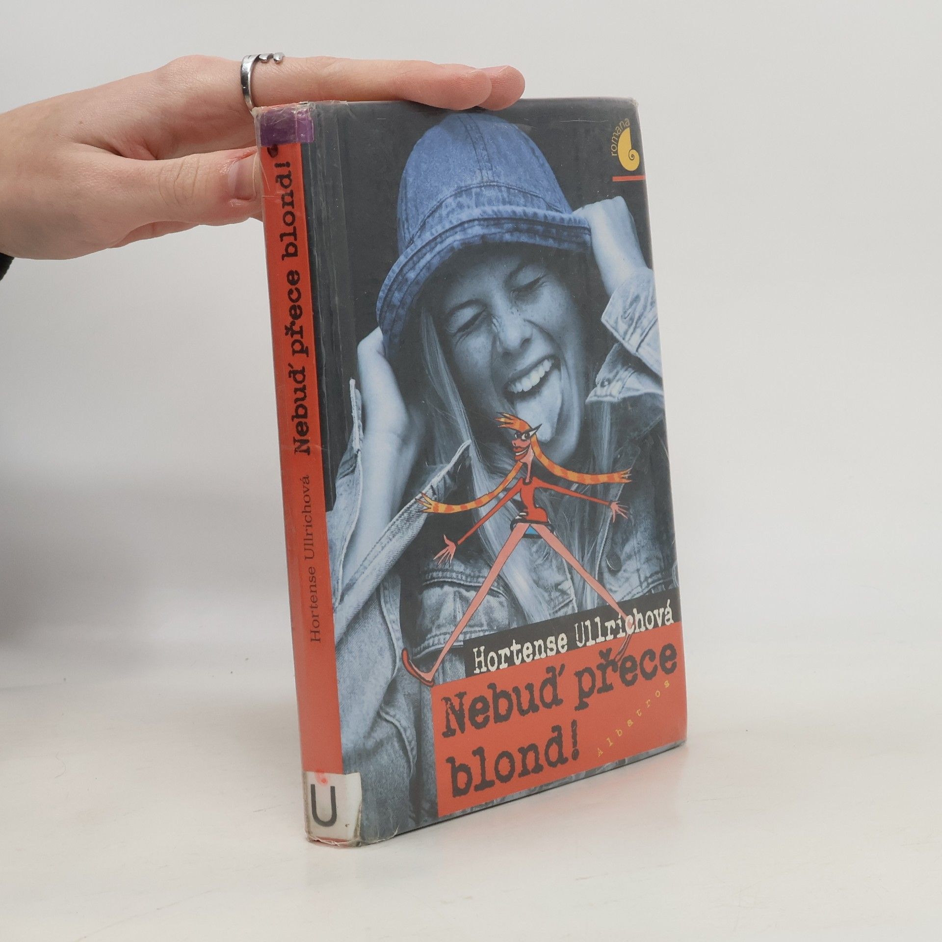 Hortense Ullrich Nebuď přece blond!