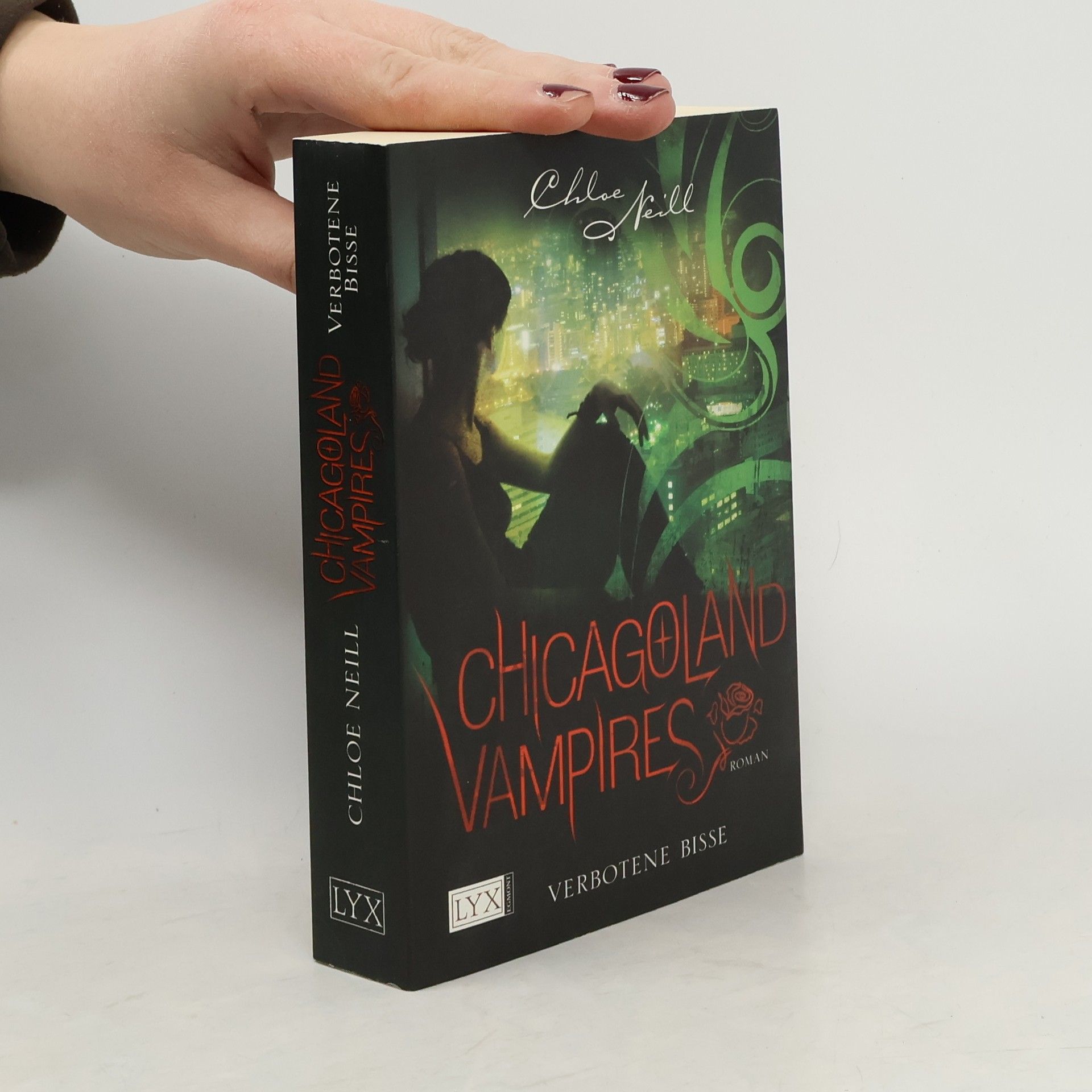 Chloe Neill Chicagoland Vampires