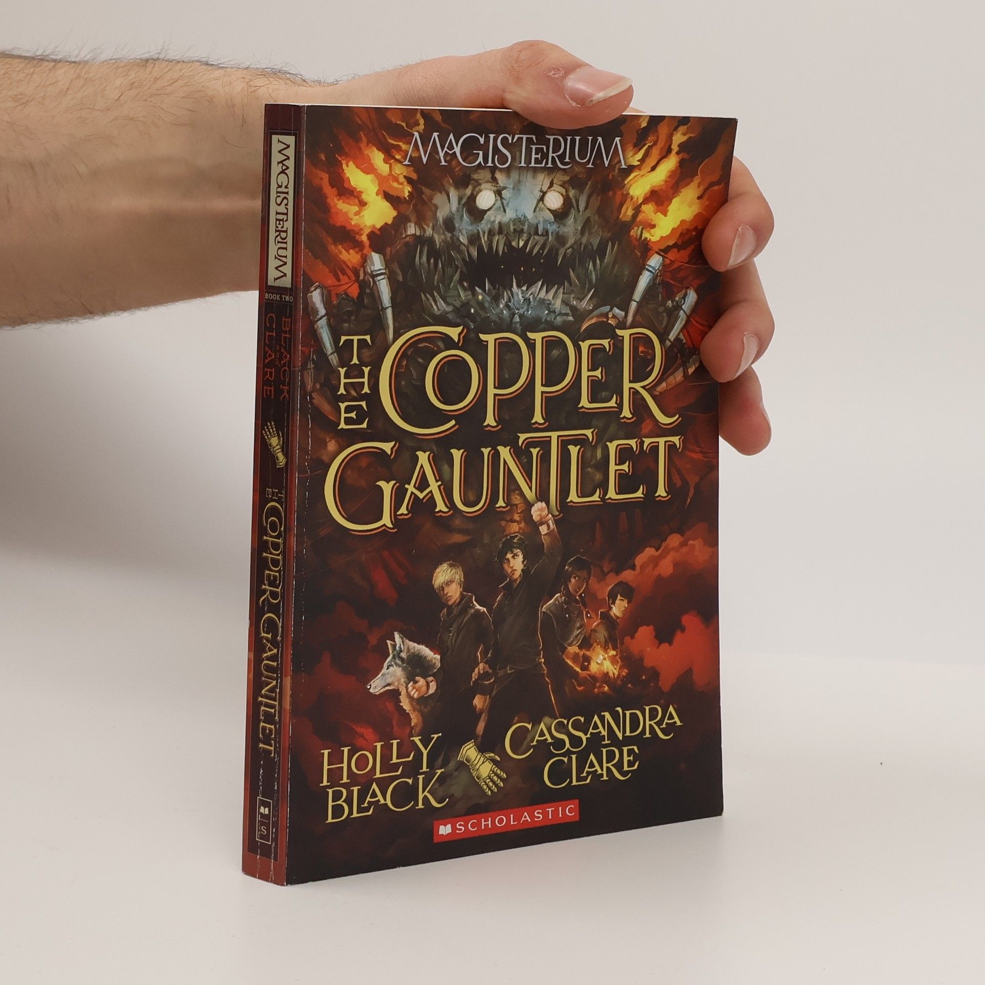 Holly Black The Copper Gauntlet (Magisterium #2)