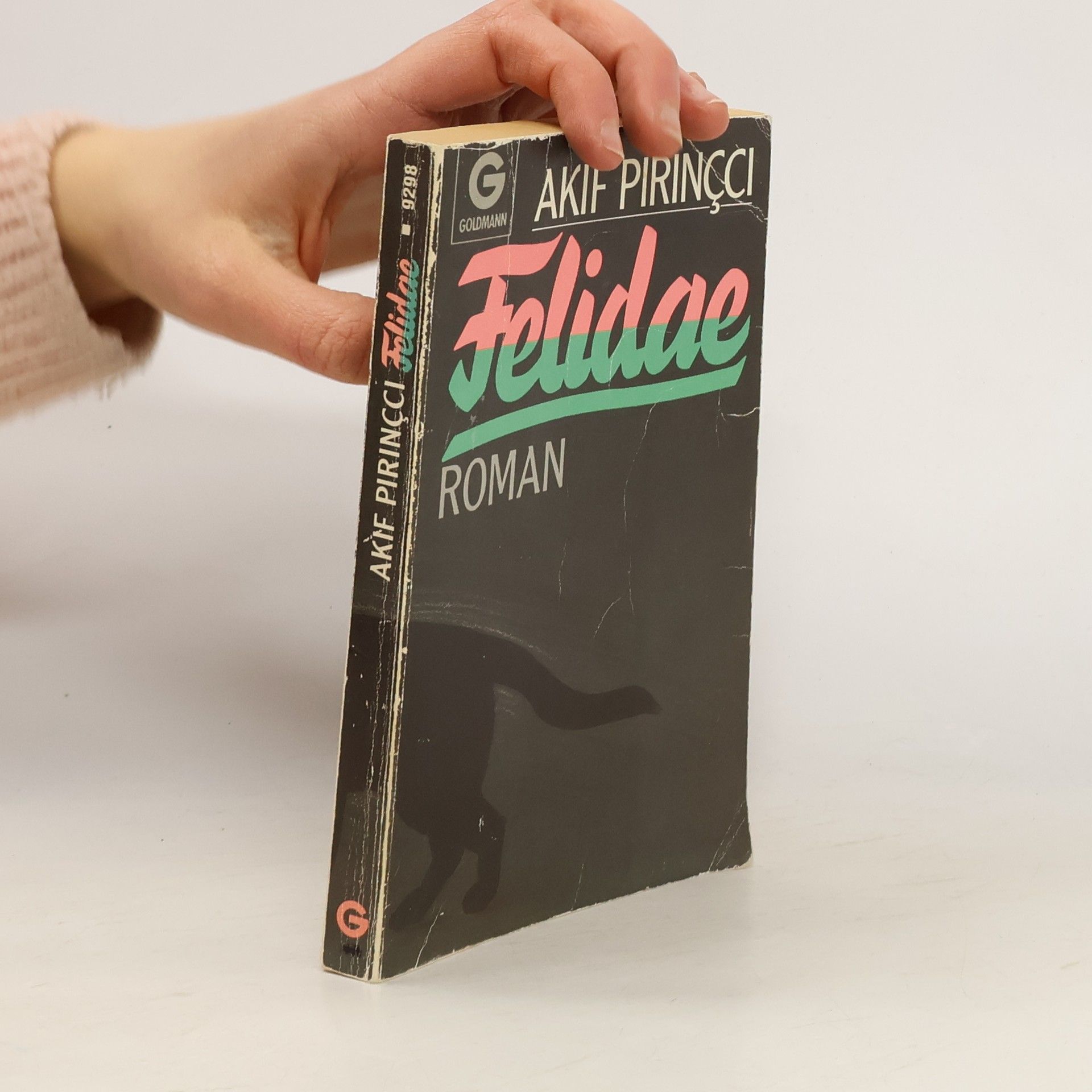 Akif Pirinçci Felidae