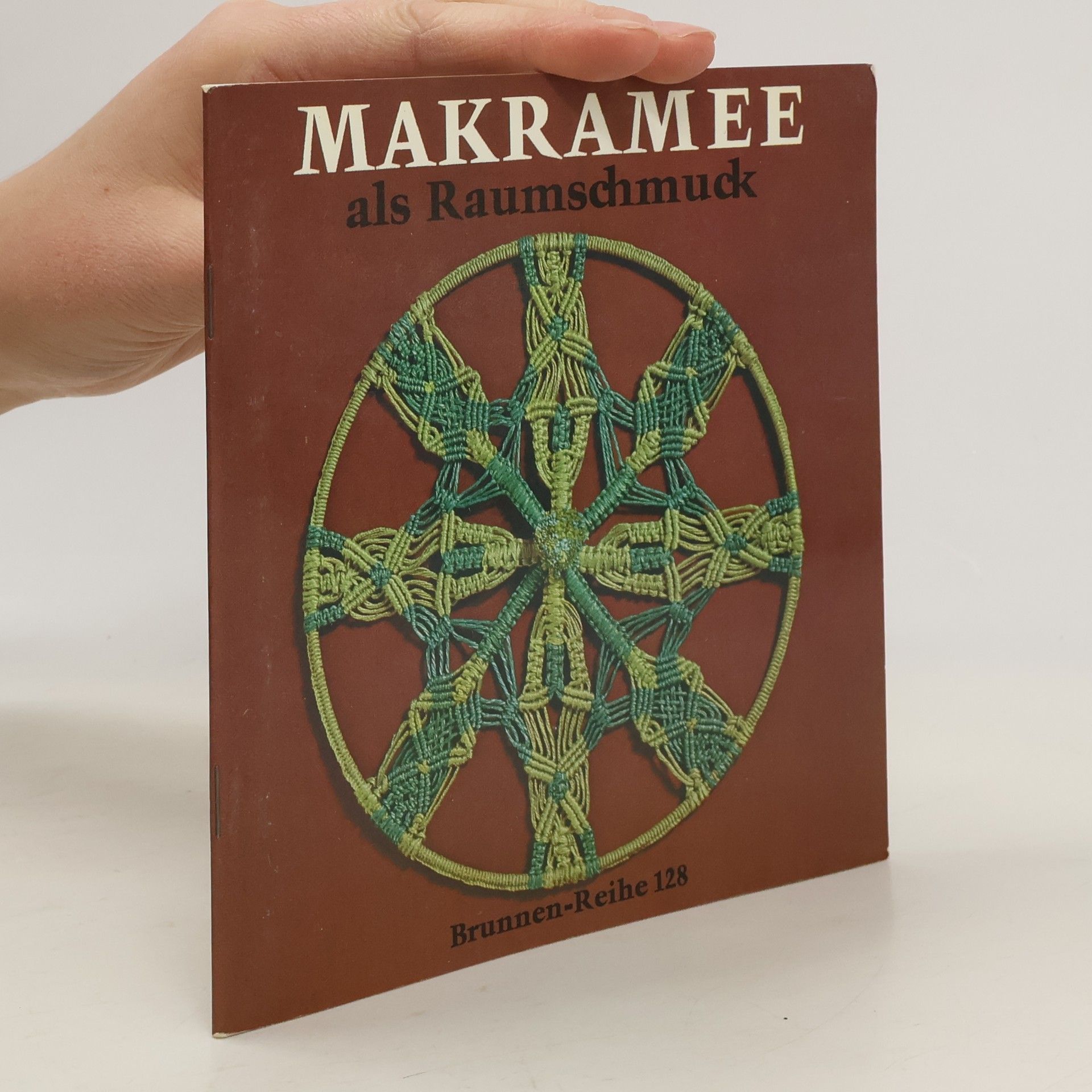 Elisabeth Hellmann Makramee als Raumschmuck