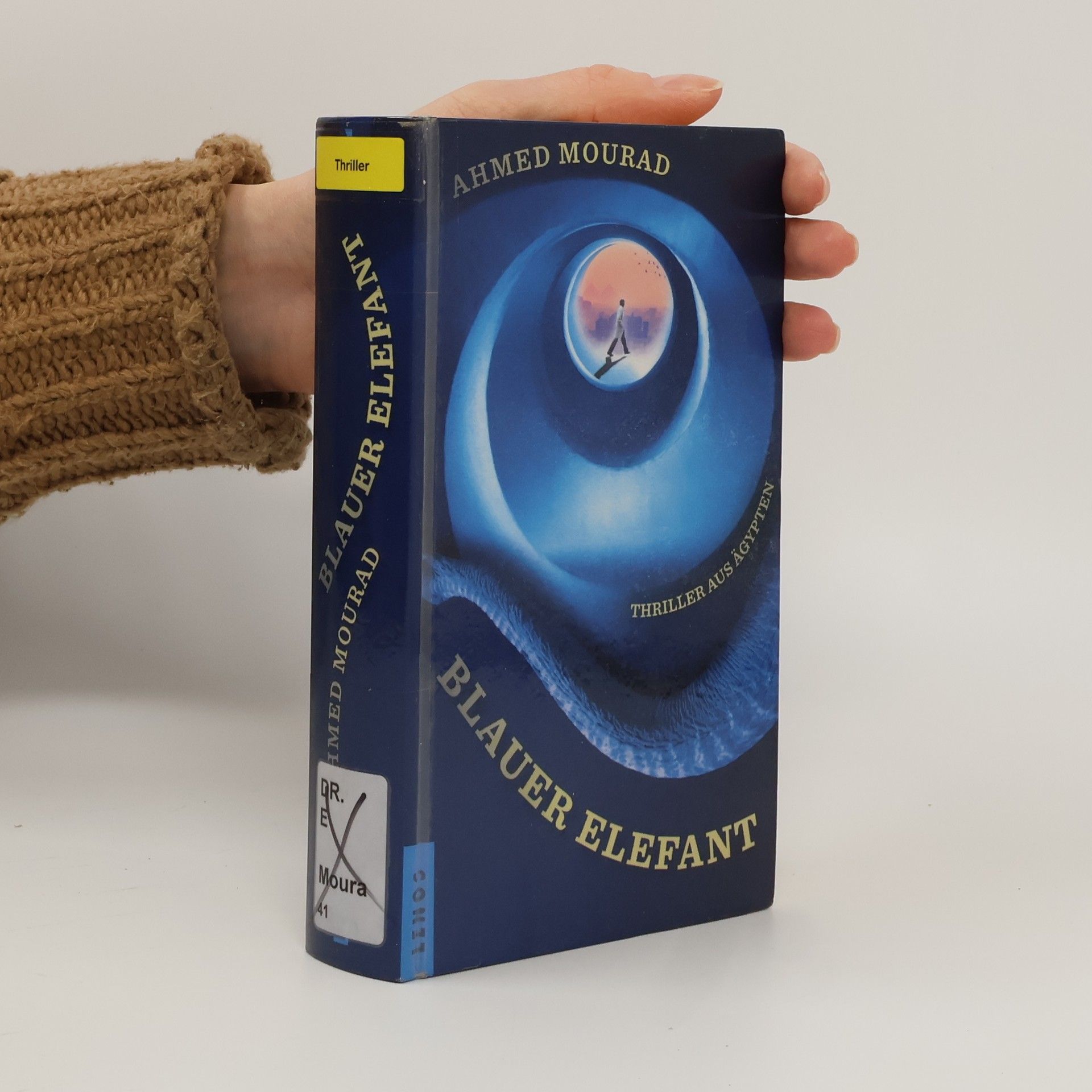 Ahmed Mourad Blauer Elefant