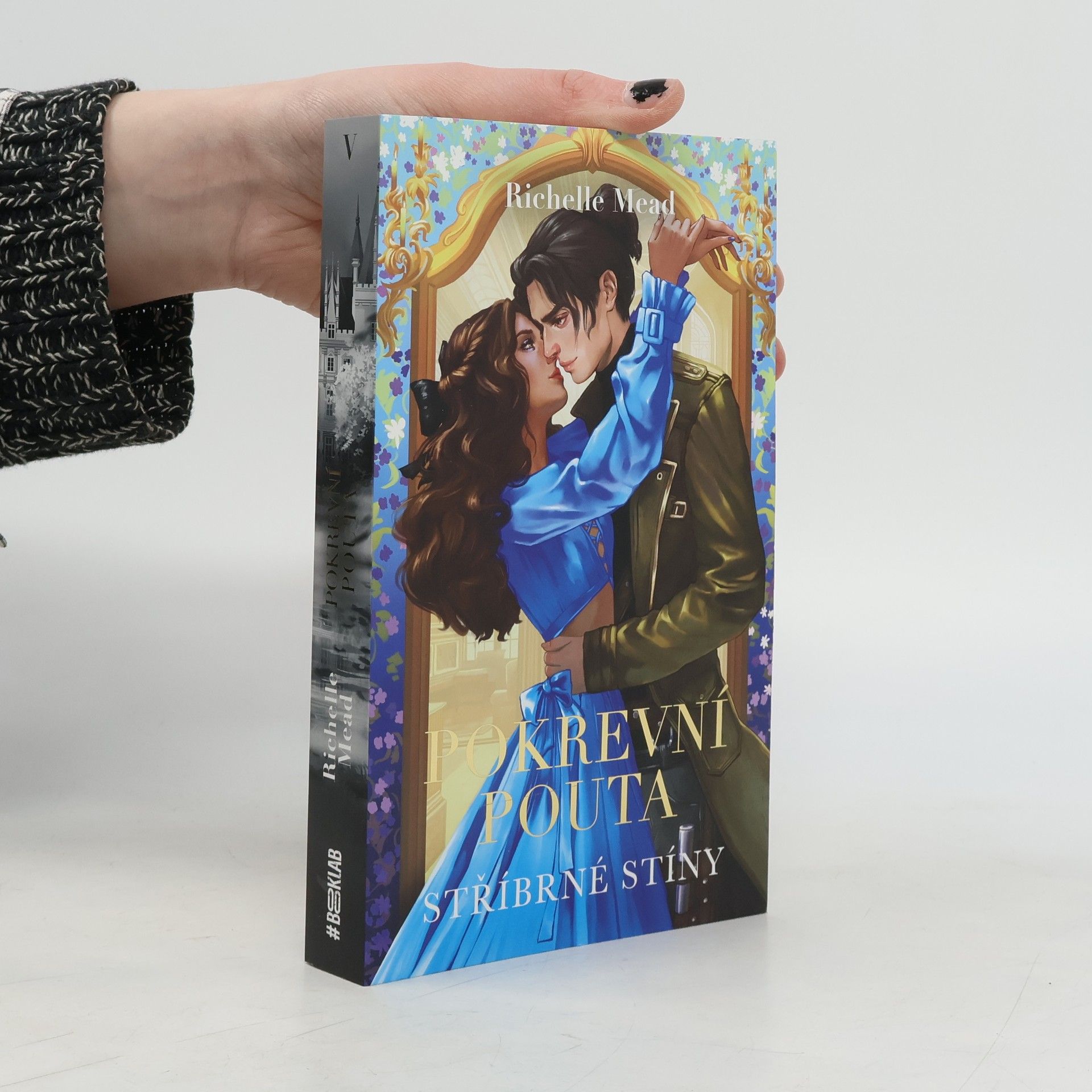 Pokrevní pouta 5. Stříbrné stíny