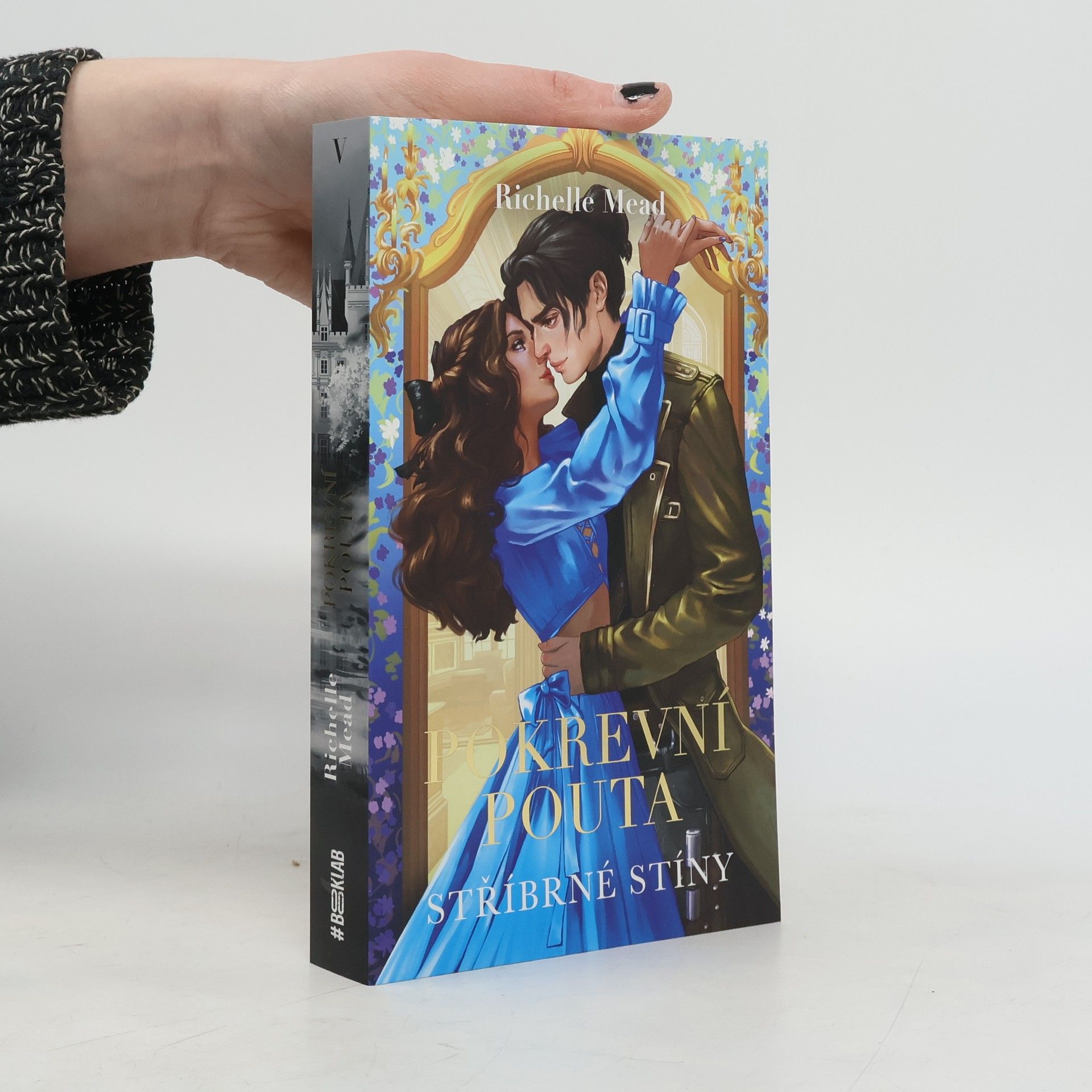 Pokrevní pouta 5. Stříbrné stíny