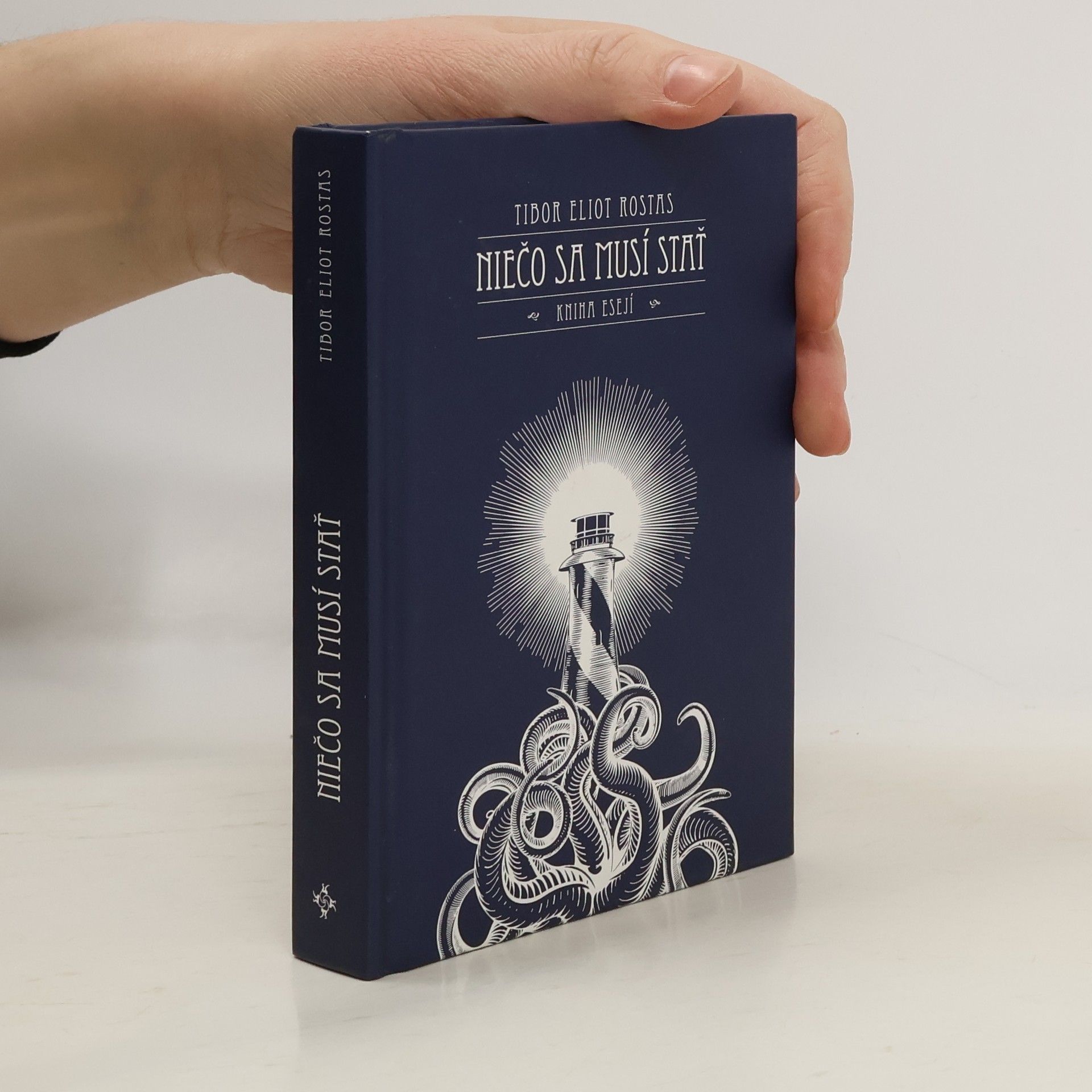 Niečo sa musí stať