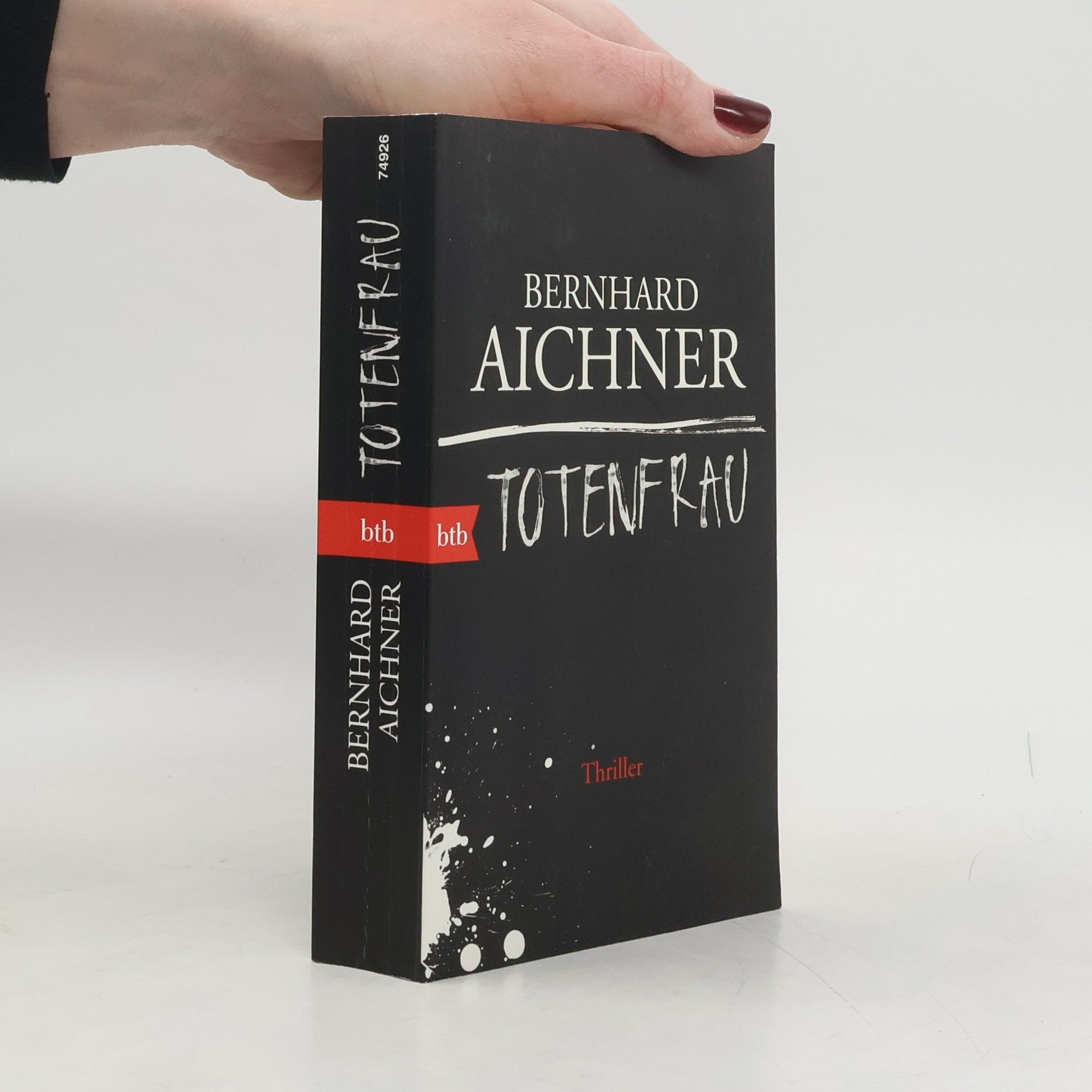 Bernhard Aichner Totenfrau