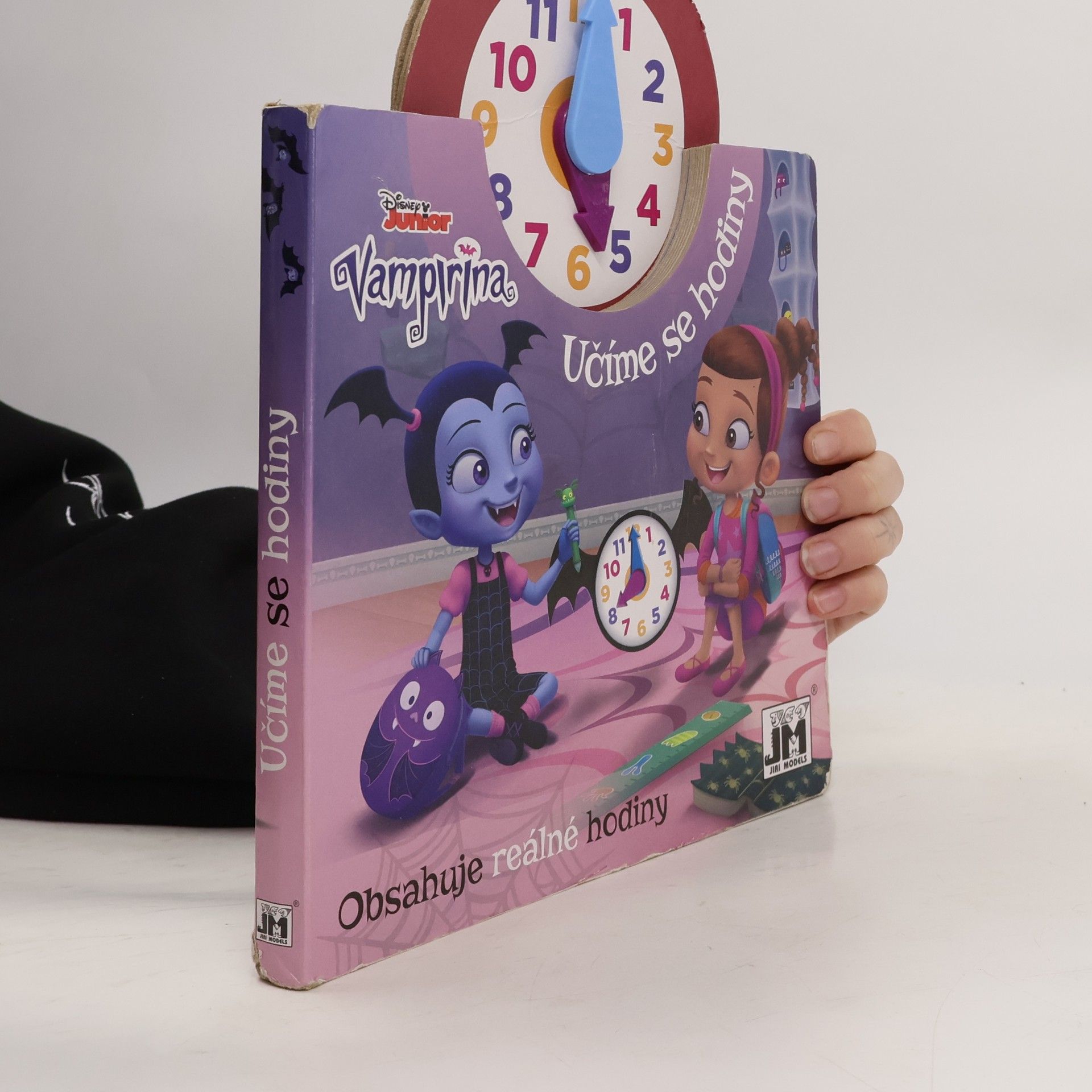 Autorenkollektiv Vampirina. Učíme se hodiny
