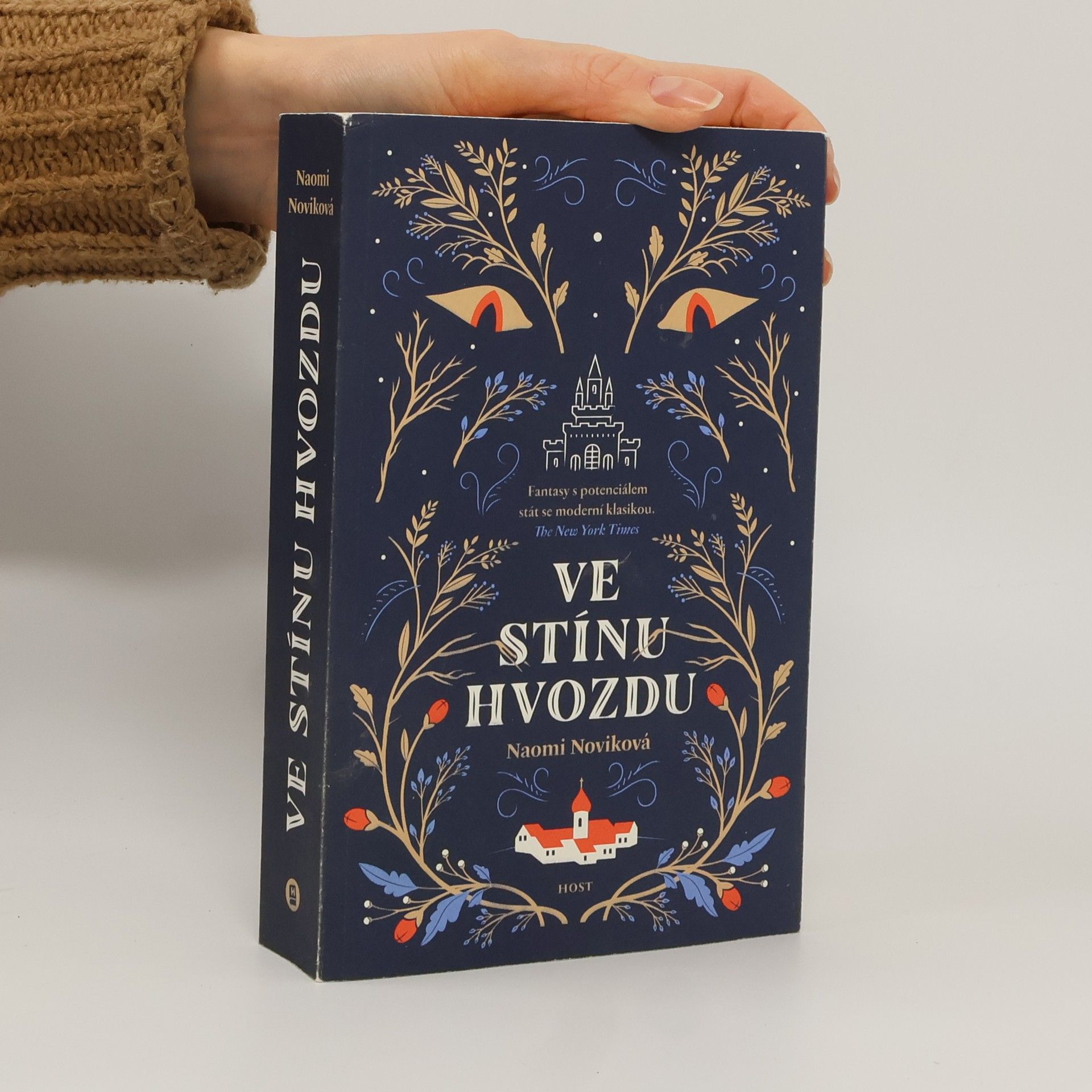 Naomi Novik Ve stínu Hvozdu