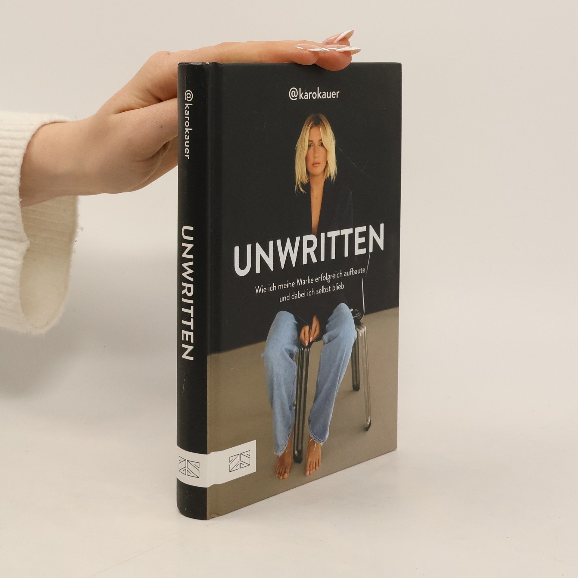 Karo Kauer Unwritten