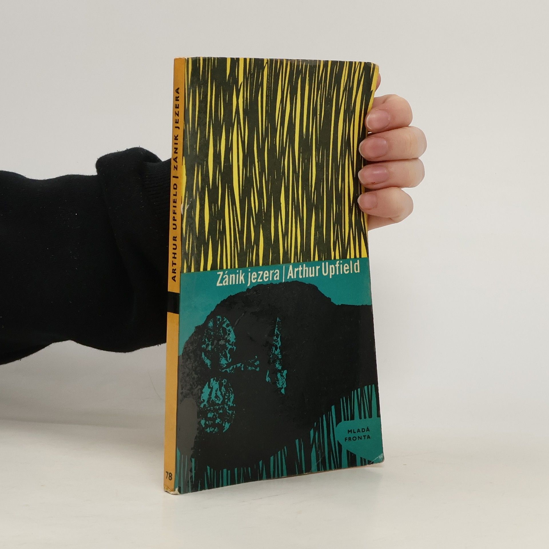 Arthur William Upfield Zánik jezera