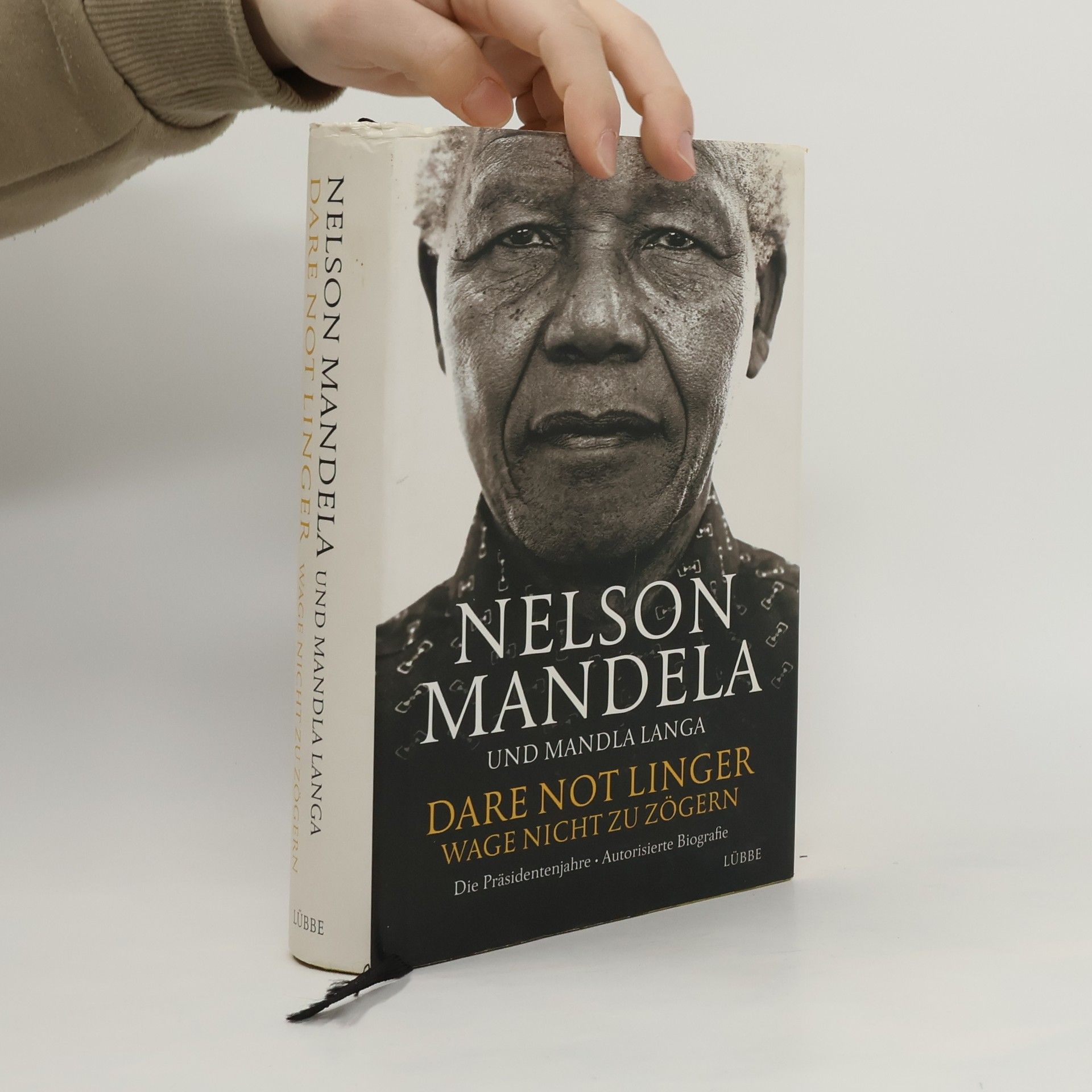 Nelson Mandela Dare not linger