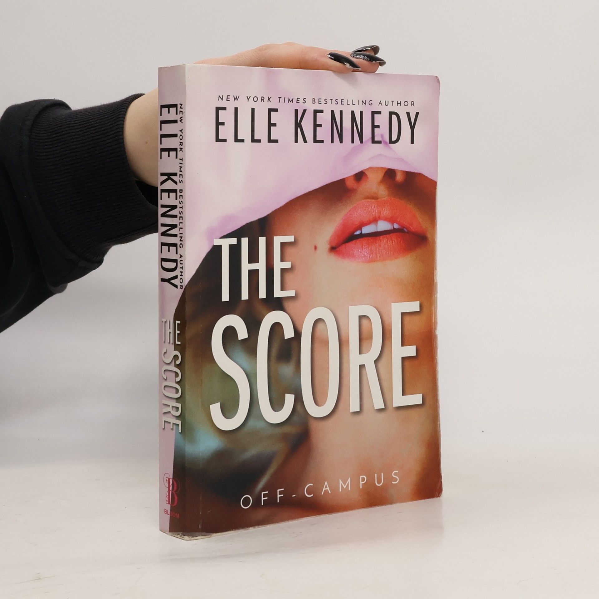 Elle Kennedy The Score