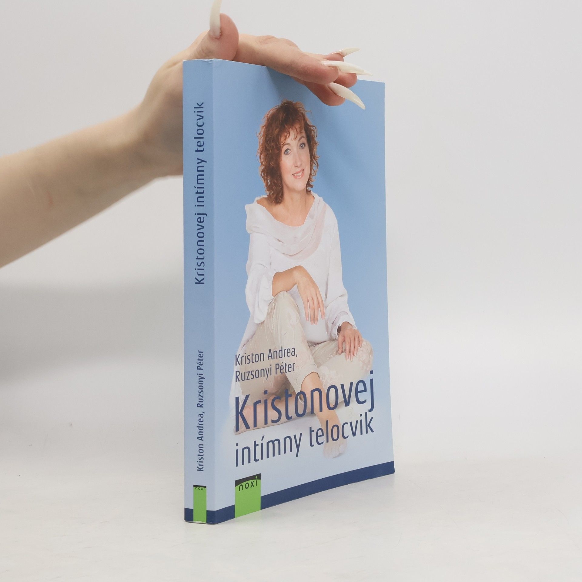 Andrea Kriston Kristonovej intímny telocvik