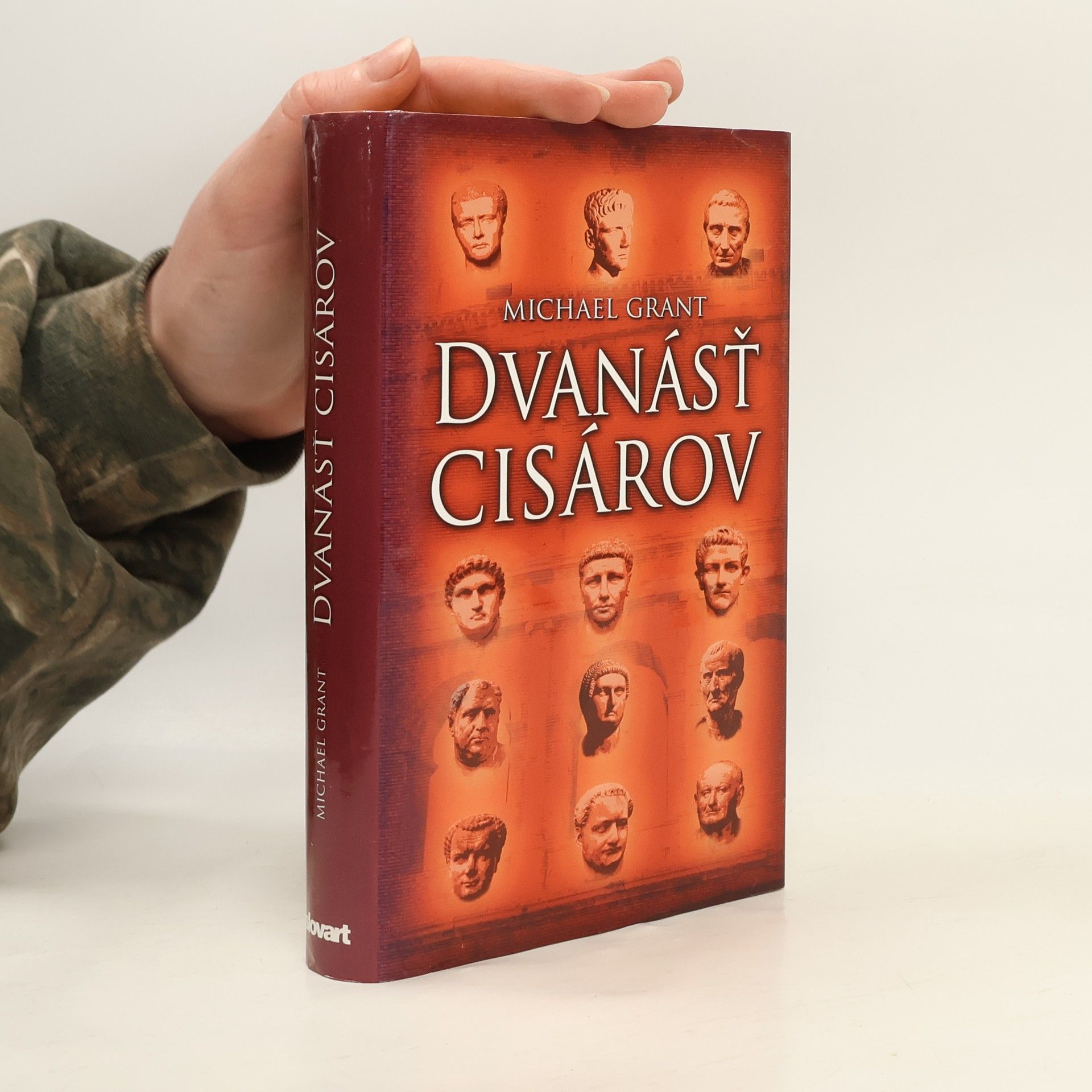 Michael Grant Dvanásť cisárov