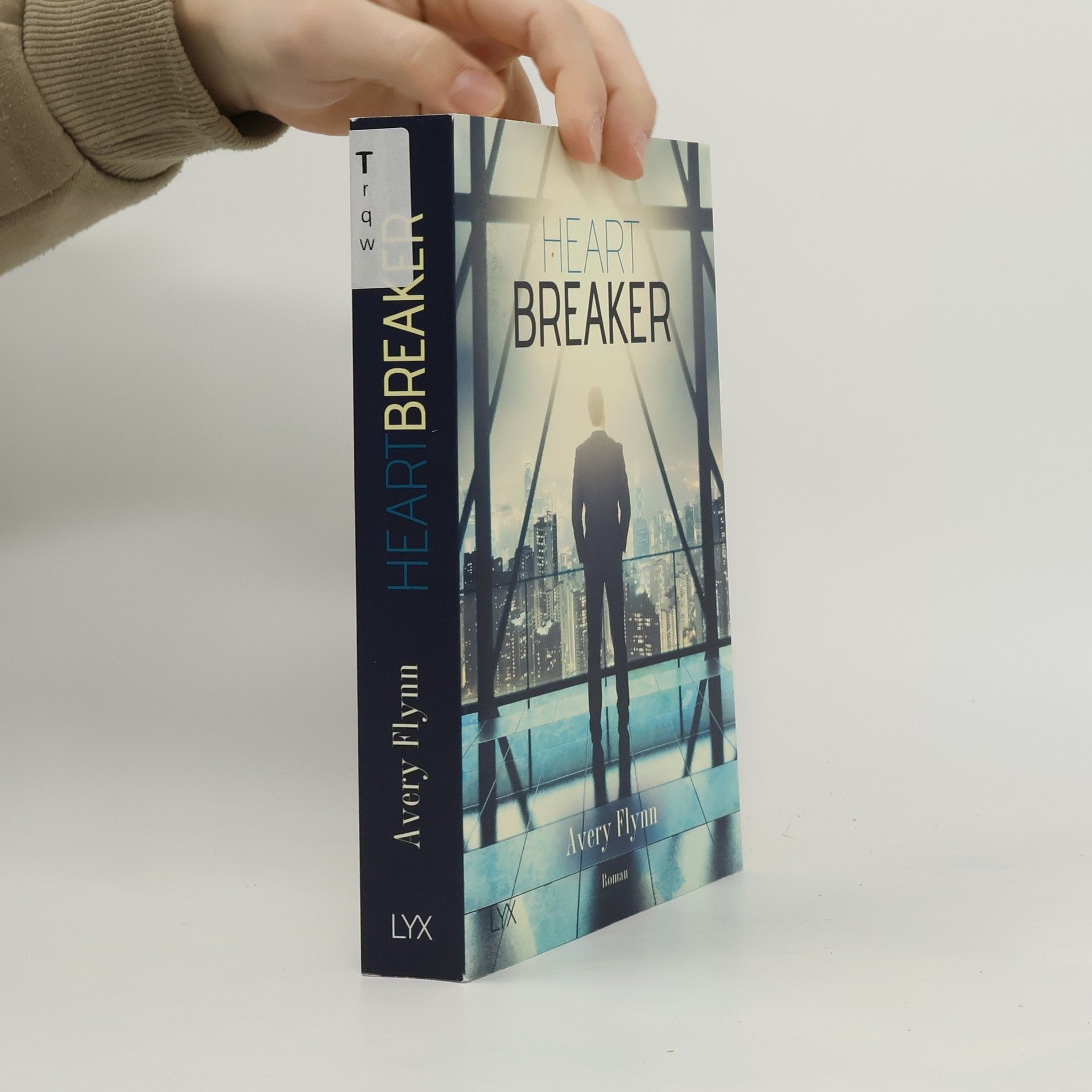 Avery Flynn Heartbreaker