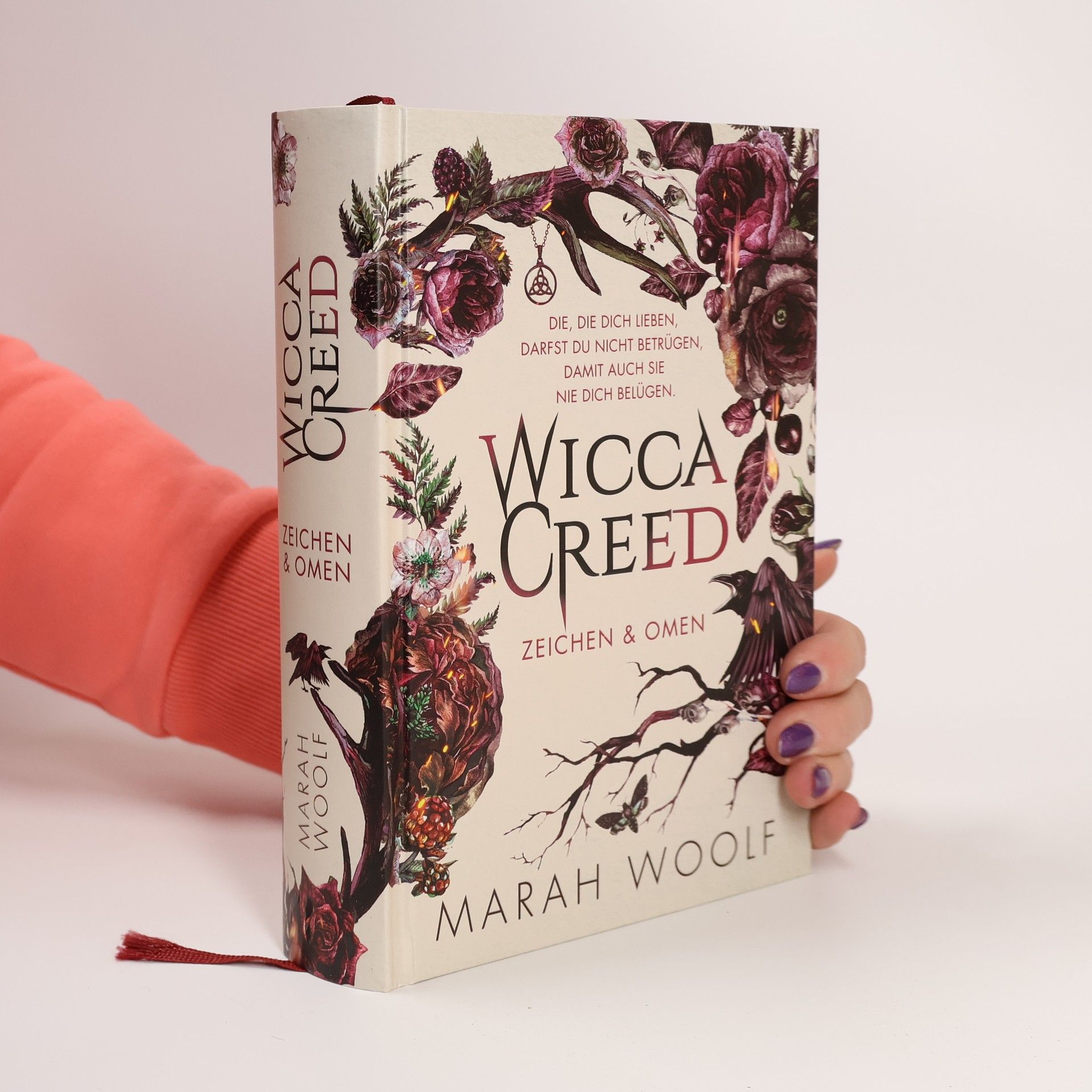 Marah Woolf WiccaCreed. Zeichen & Omen