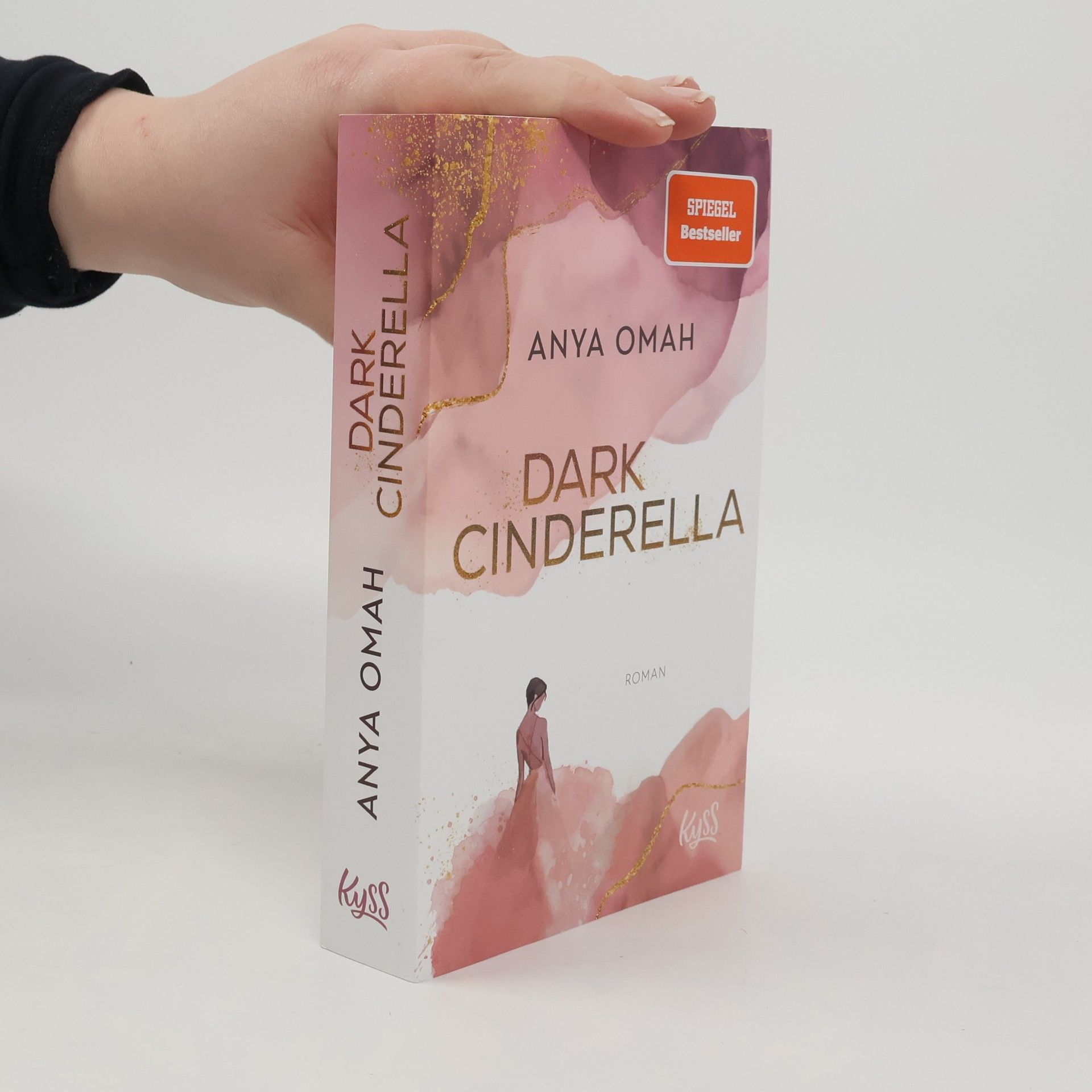 Anya Omah Dark Cinderella