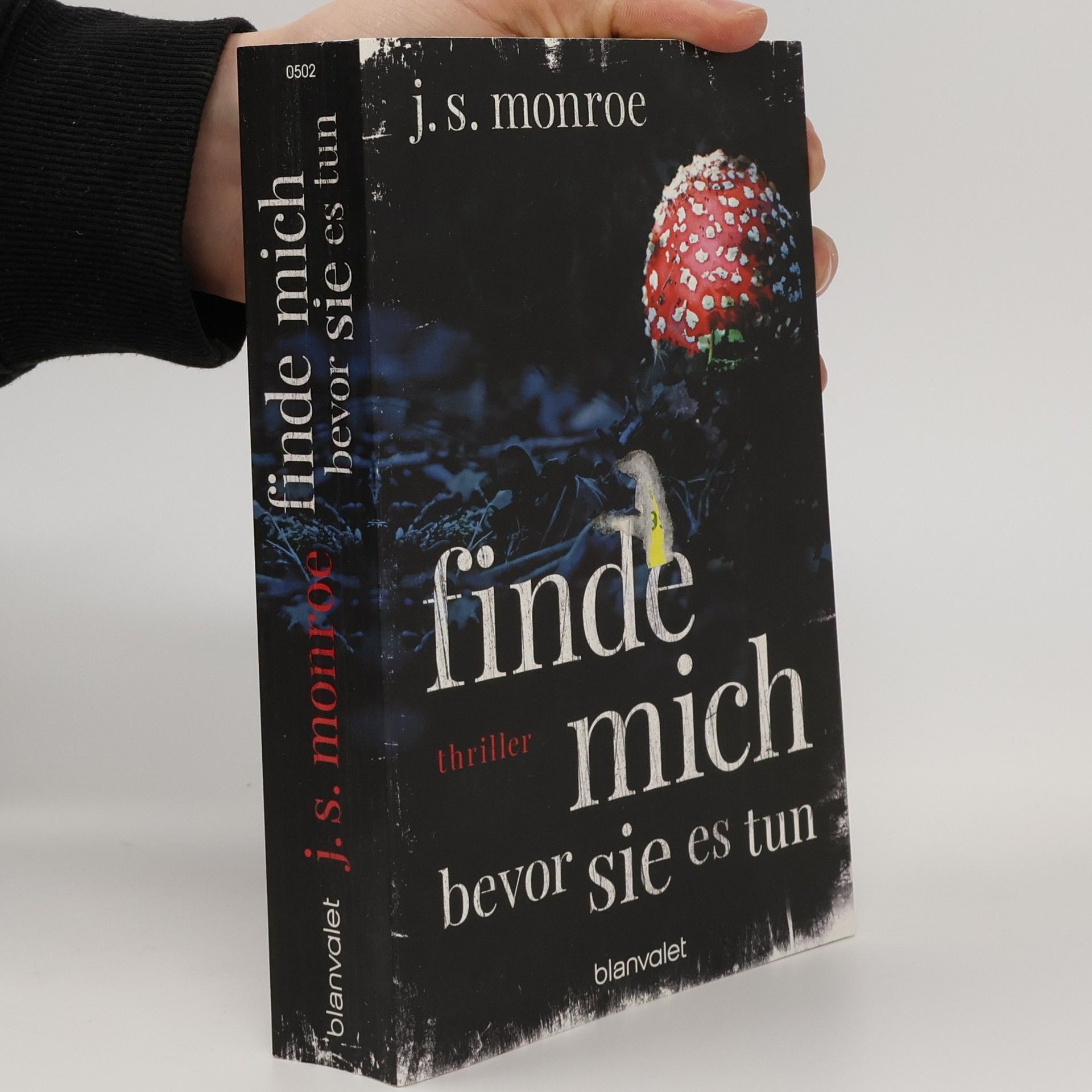 J.S. Monroe Finde mich. Bevor sie es tun