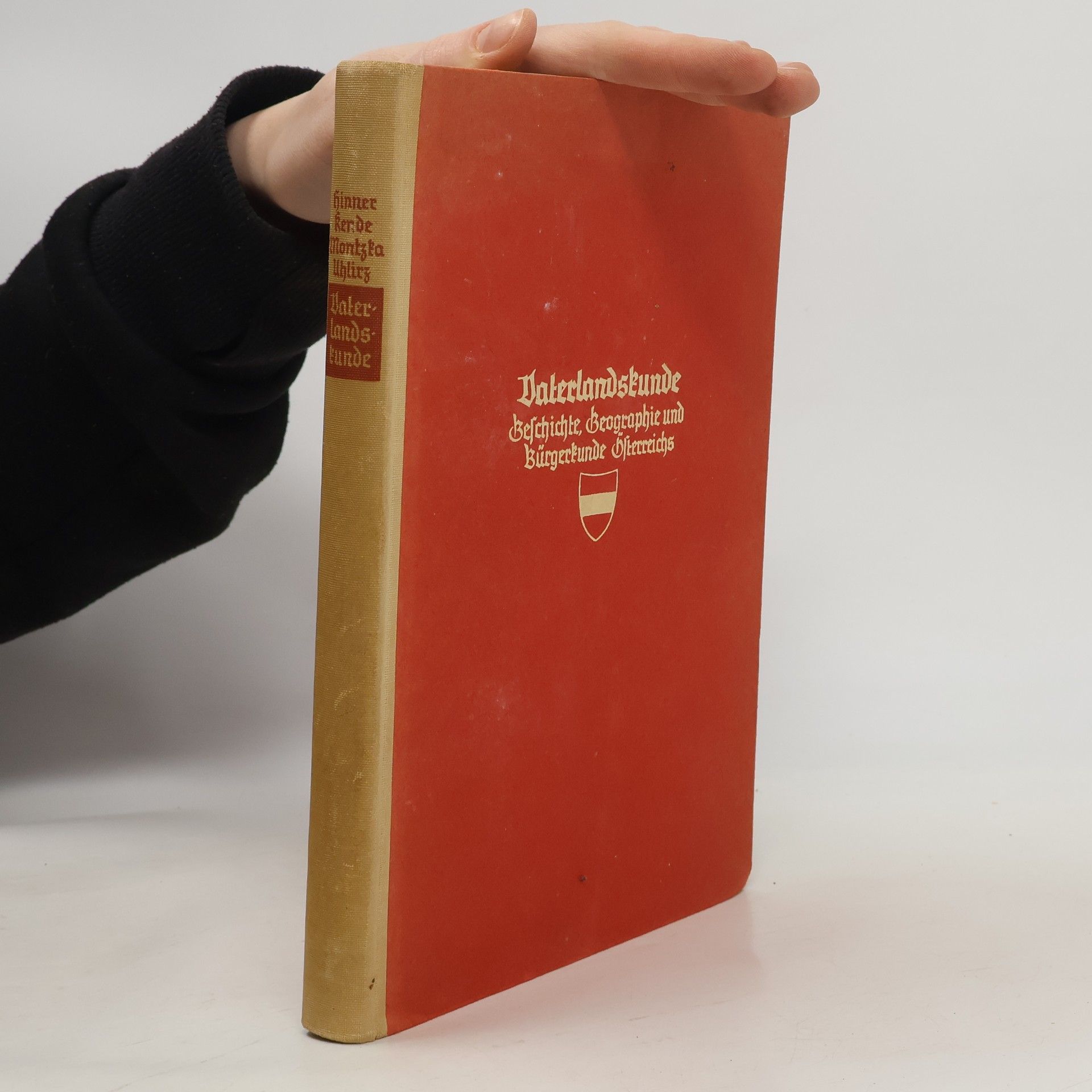 AA.VV. Vaterlandskunde