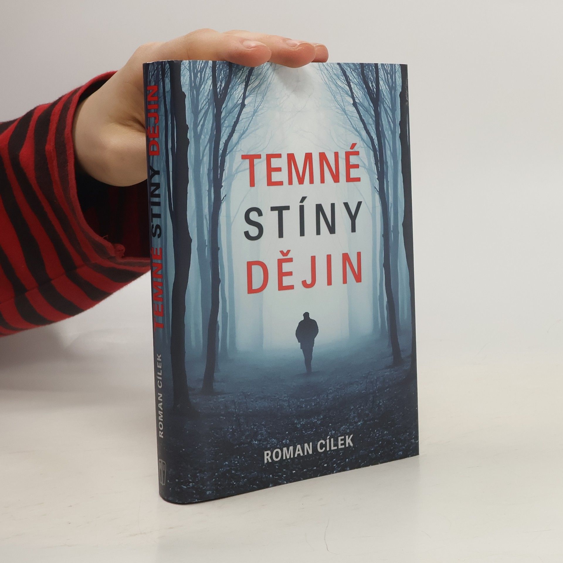 Roman Cílek Temné stíny dějin