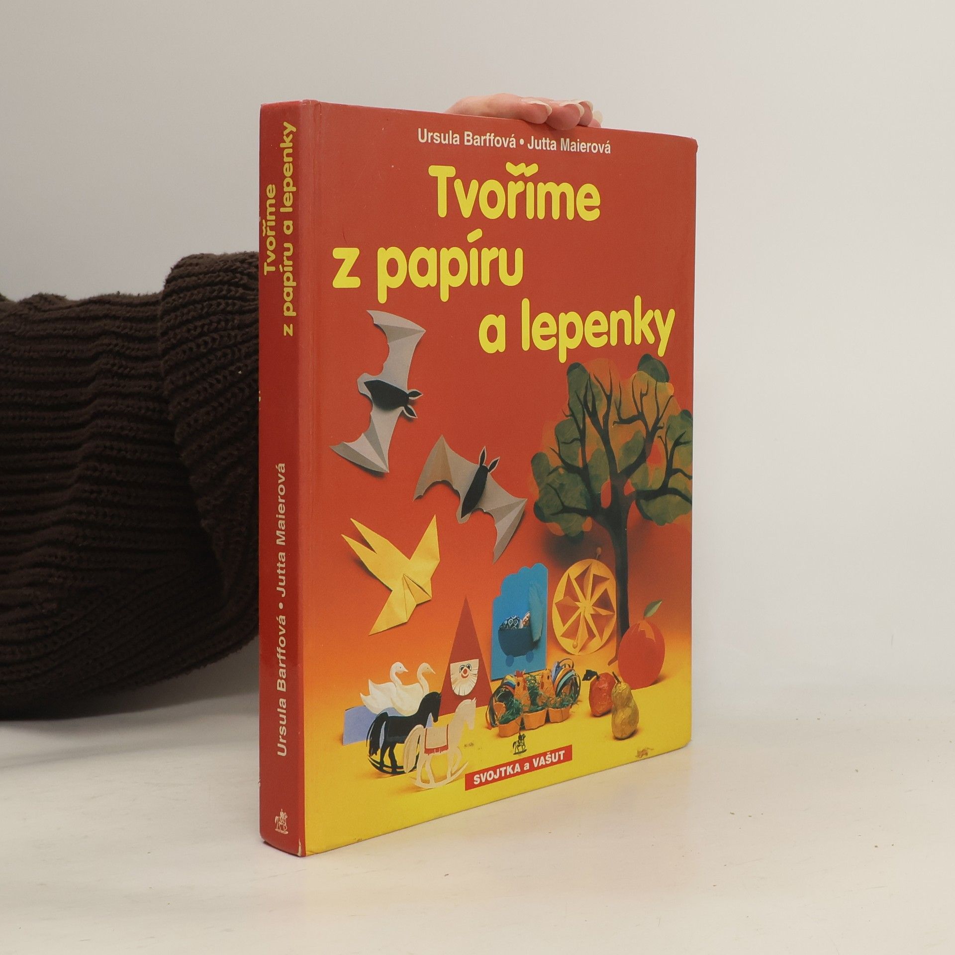 Tvoříme z papíru a lepenky