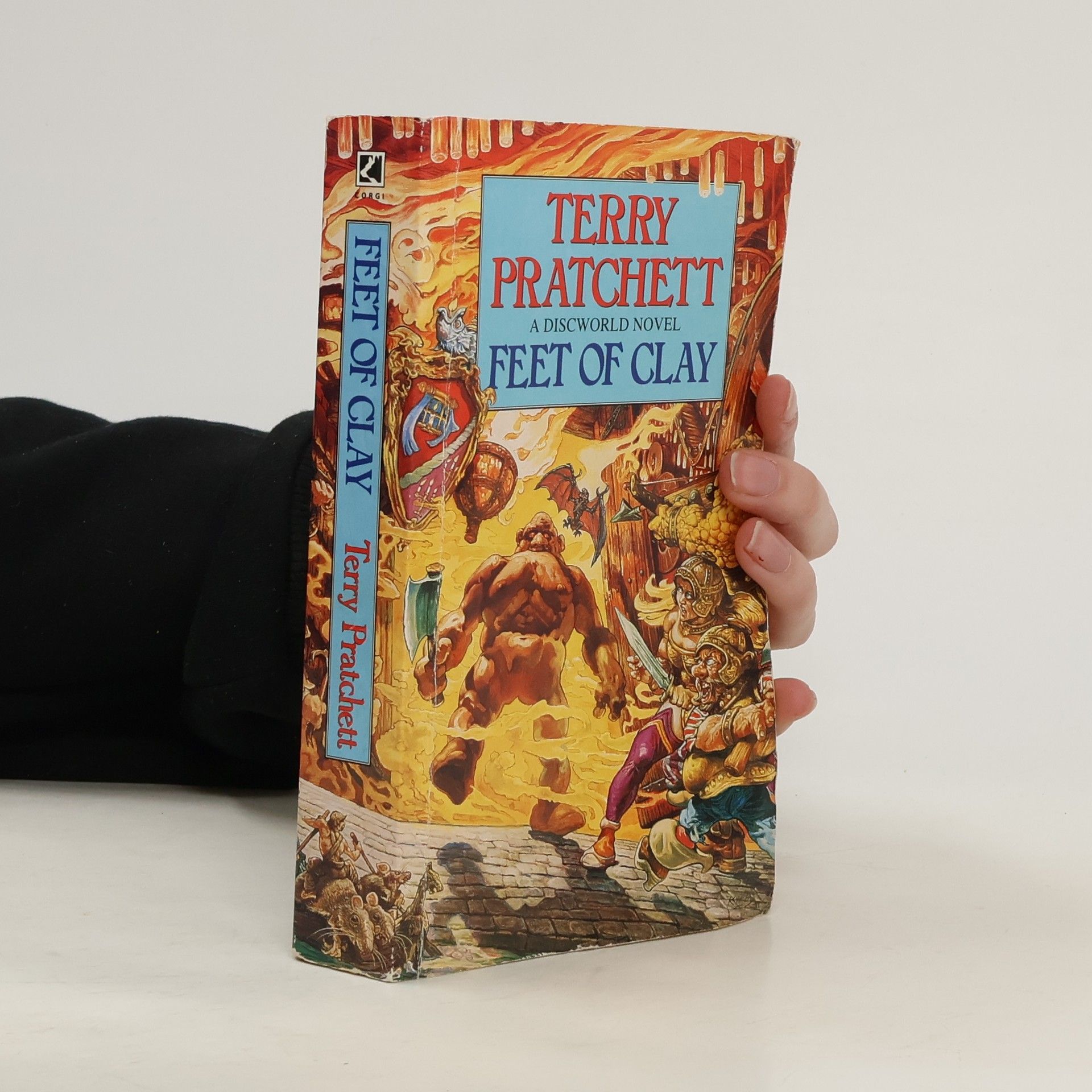 Terry Pratchett Feet of Clay