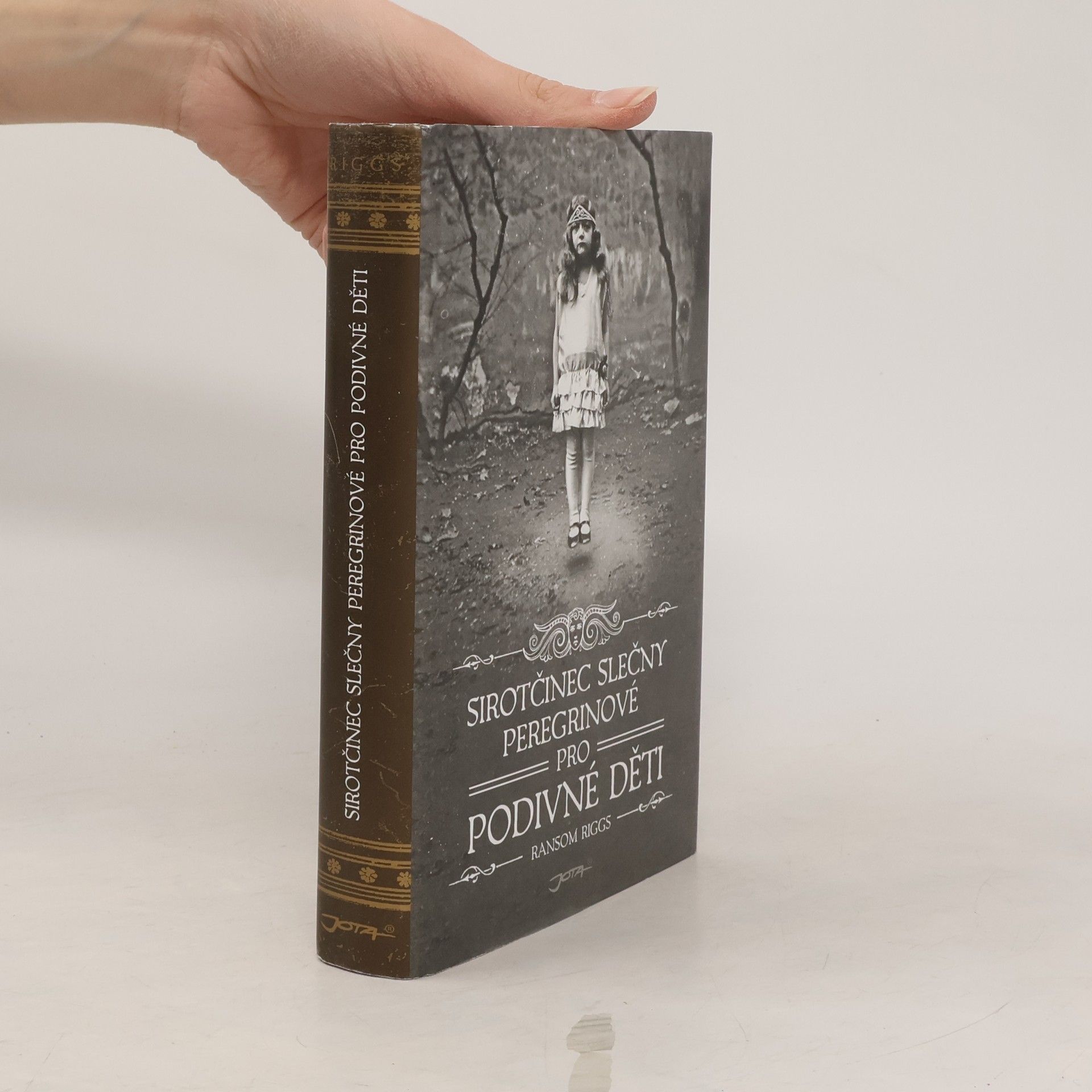 Ransom Riggs Sirotčinec slečny Peregrinové pro podivné děti