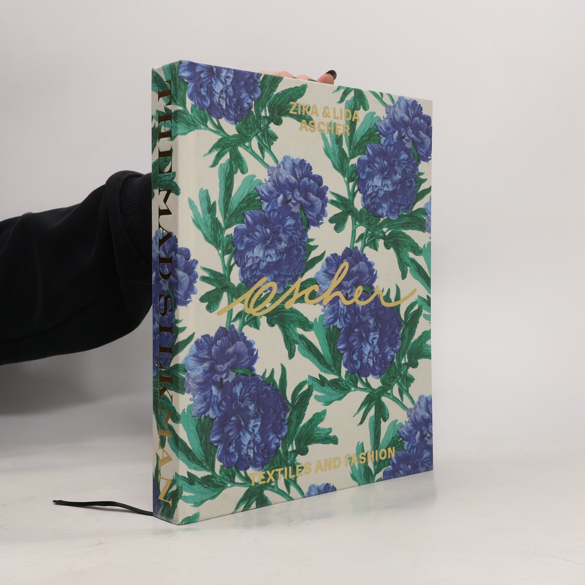 Konstantina Hlaváčková The Mad Silkman