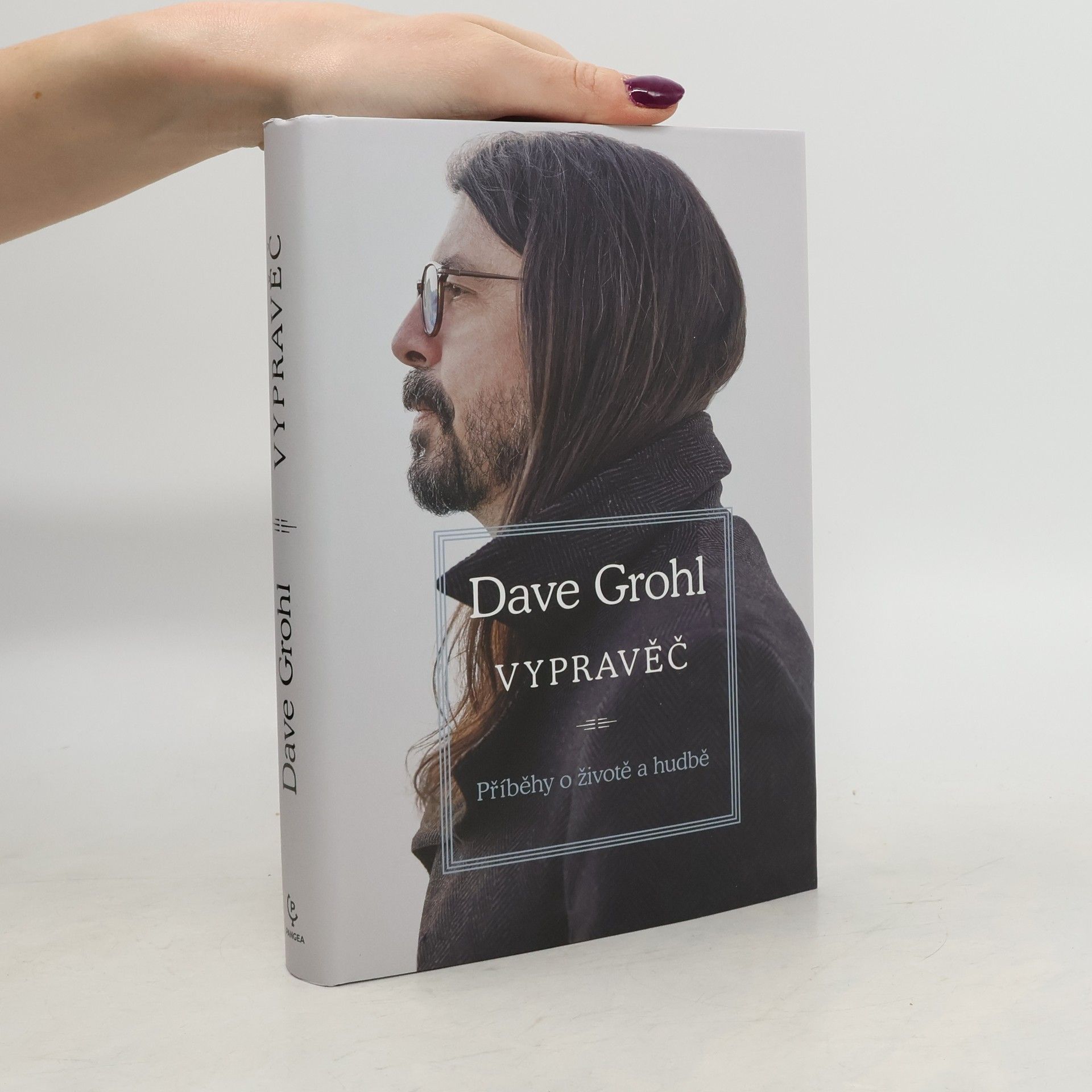 Dave Grohl Vypravěč : příběhy o životě a hudbě