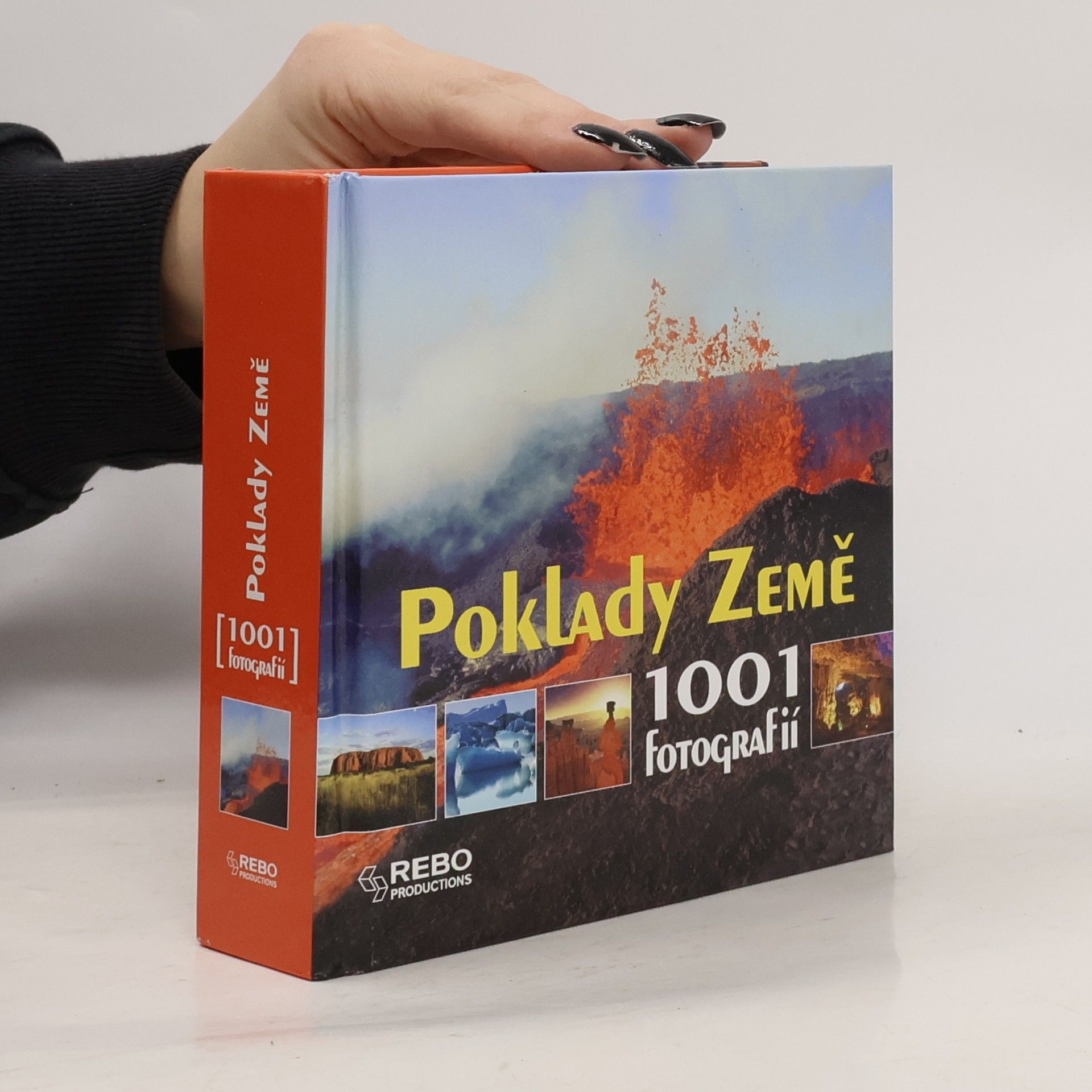 Claude Faber Poklady Země: 1001 fotografií