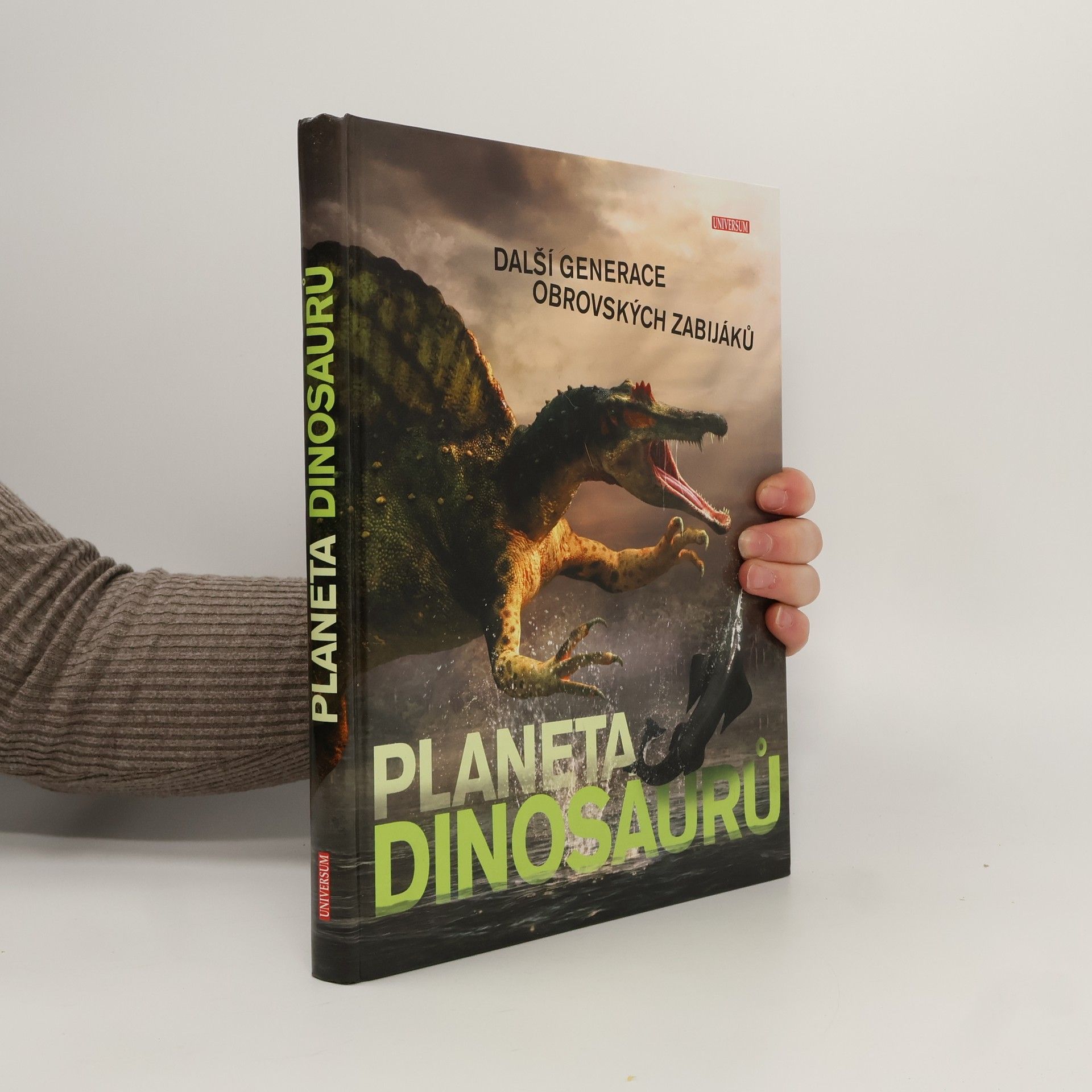 Cavan Scott Planeta dinosaurů. Další generace obrovských zabijáků