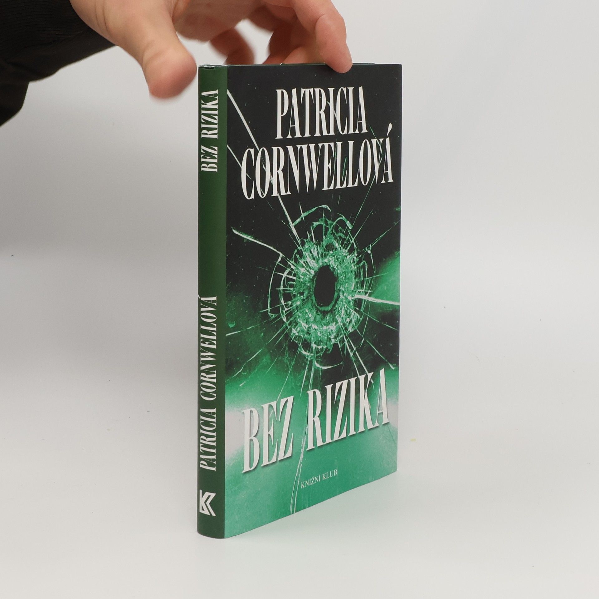 Patricia Daniels Cornwell Bez rizika