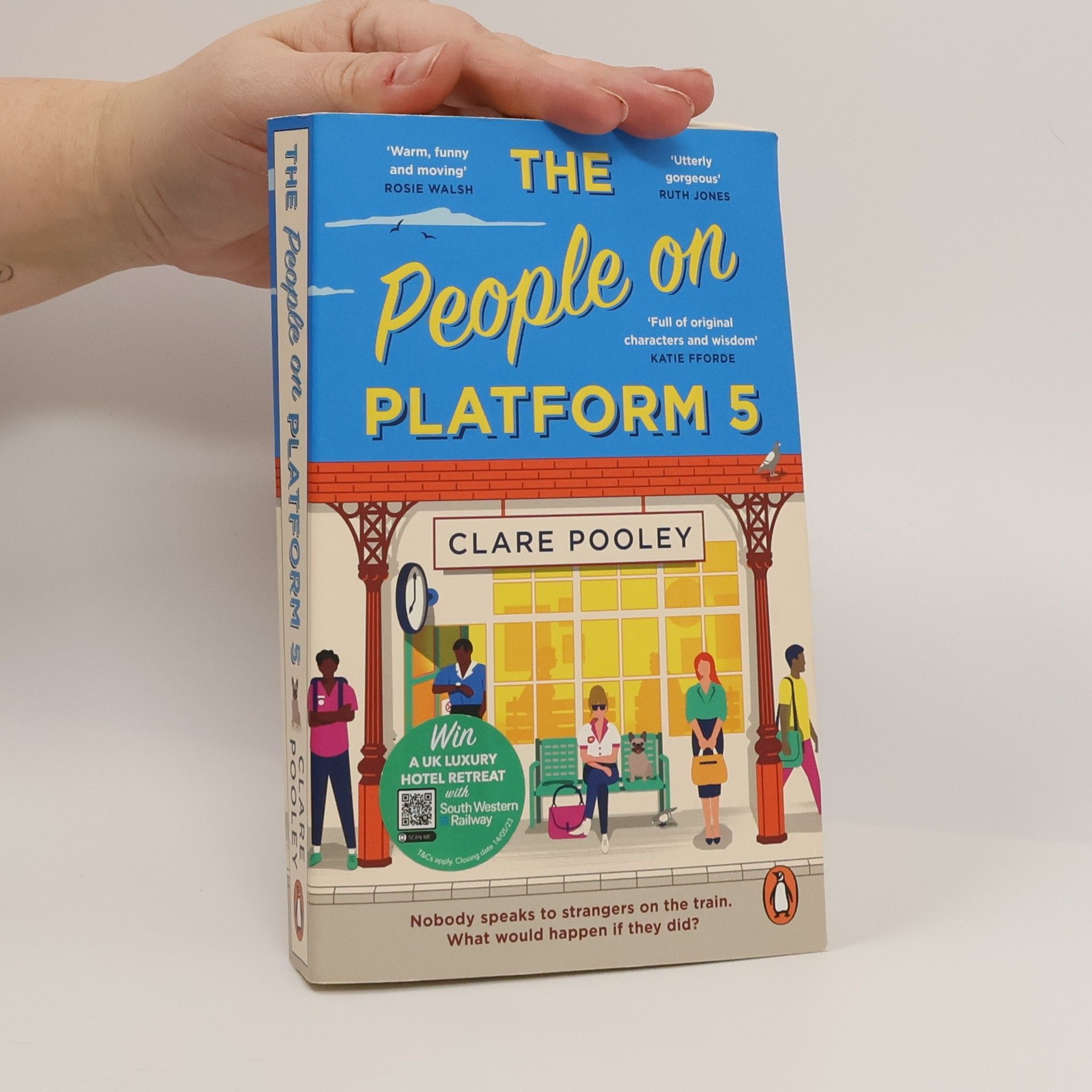 The People on Platform 5