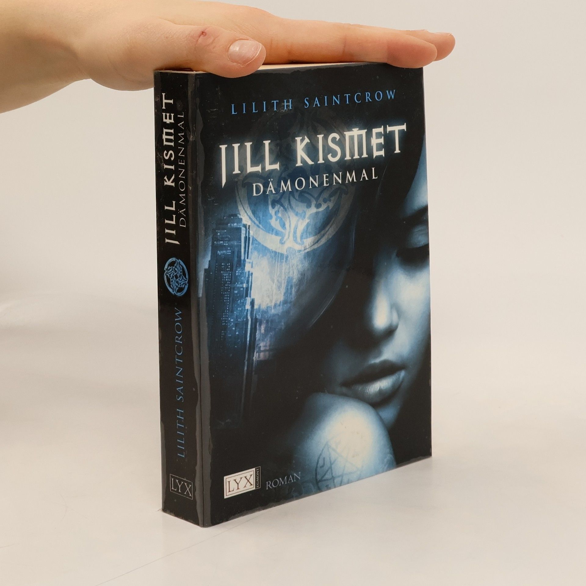 Lilith Saintcrow Jill Kismet 1