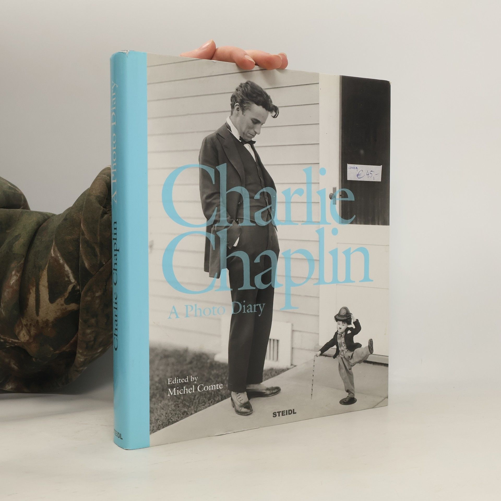 Sam Stourdze Charlie Chaplin