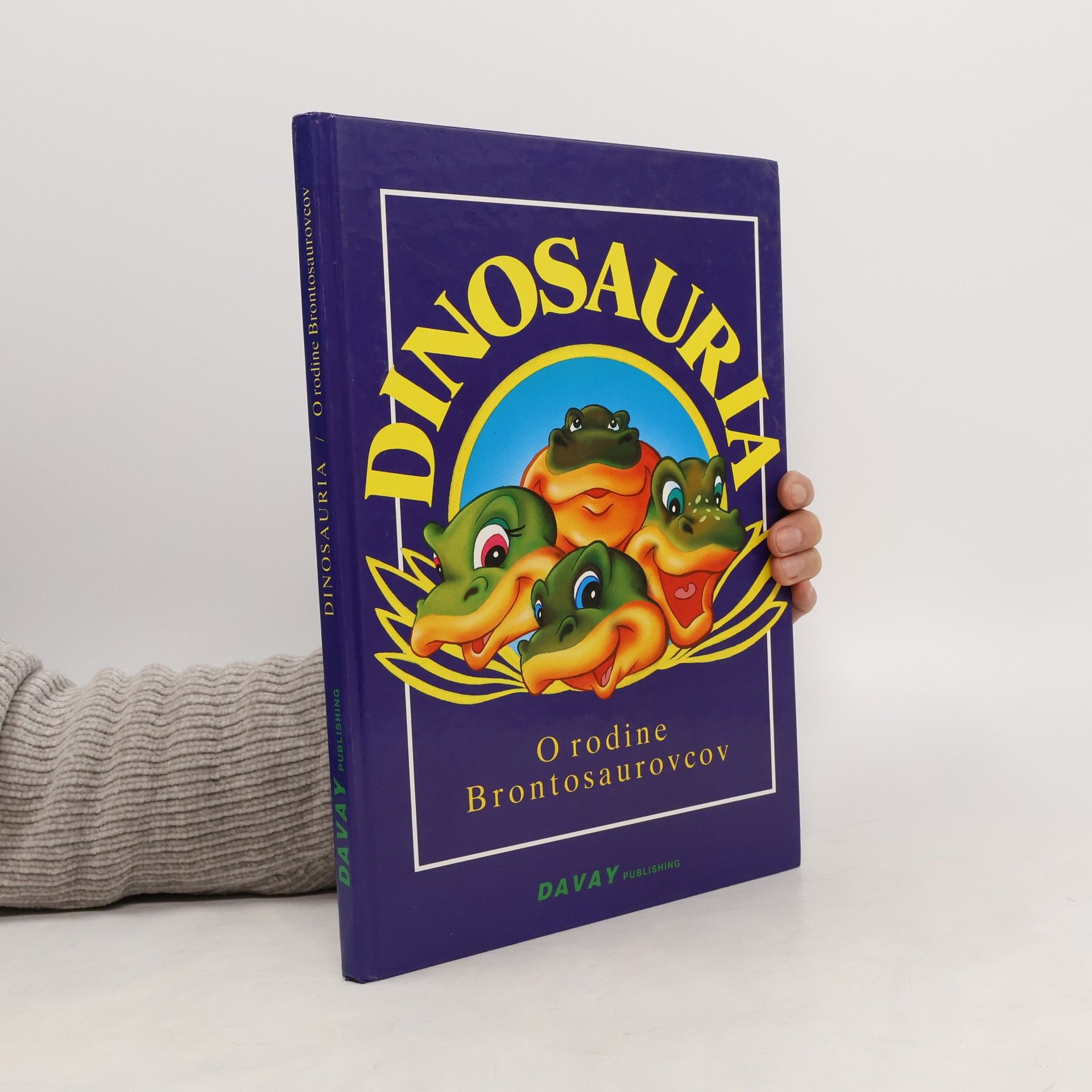 Emília Činčurová Dinosauria: O rodine Brontosaurovcov