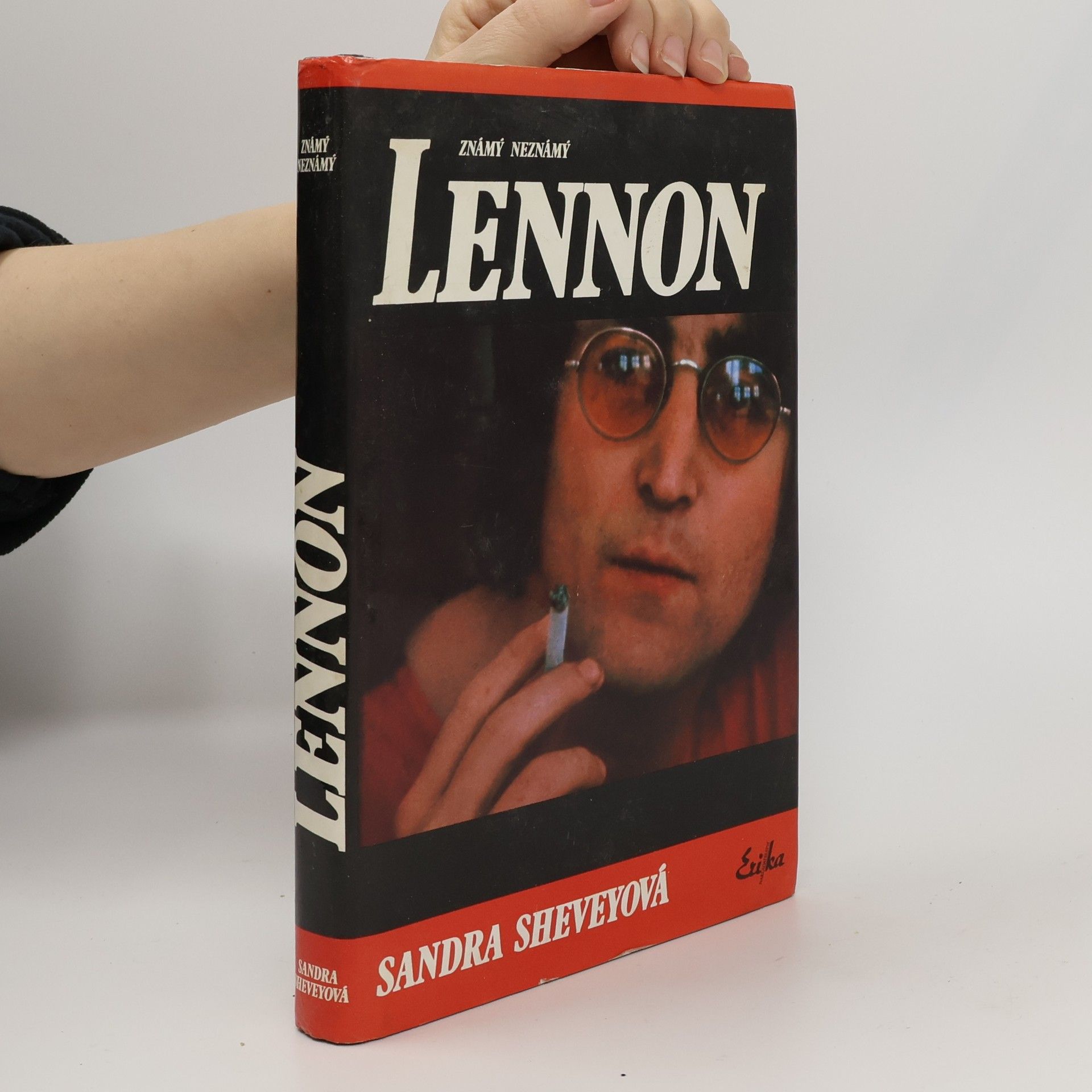 Sandra Shevey Lennon známý neznámý