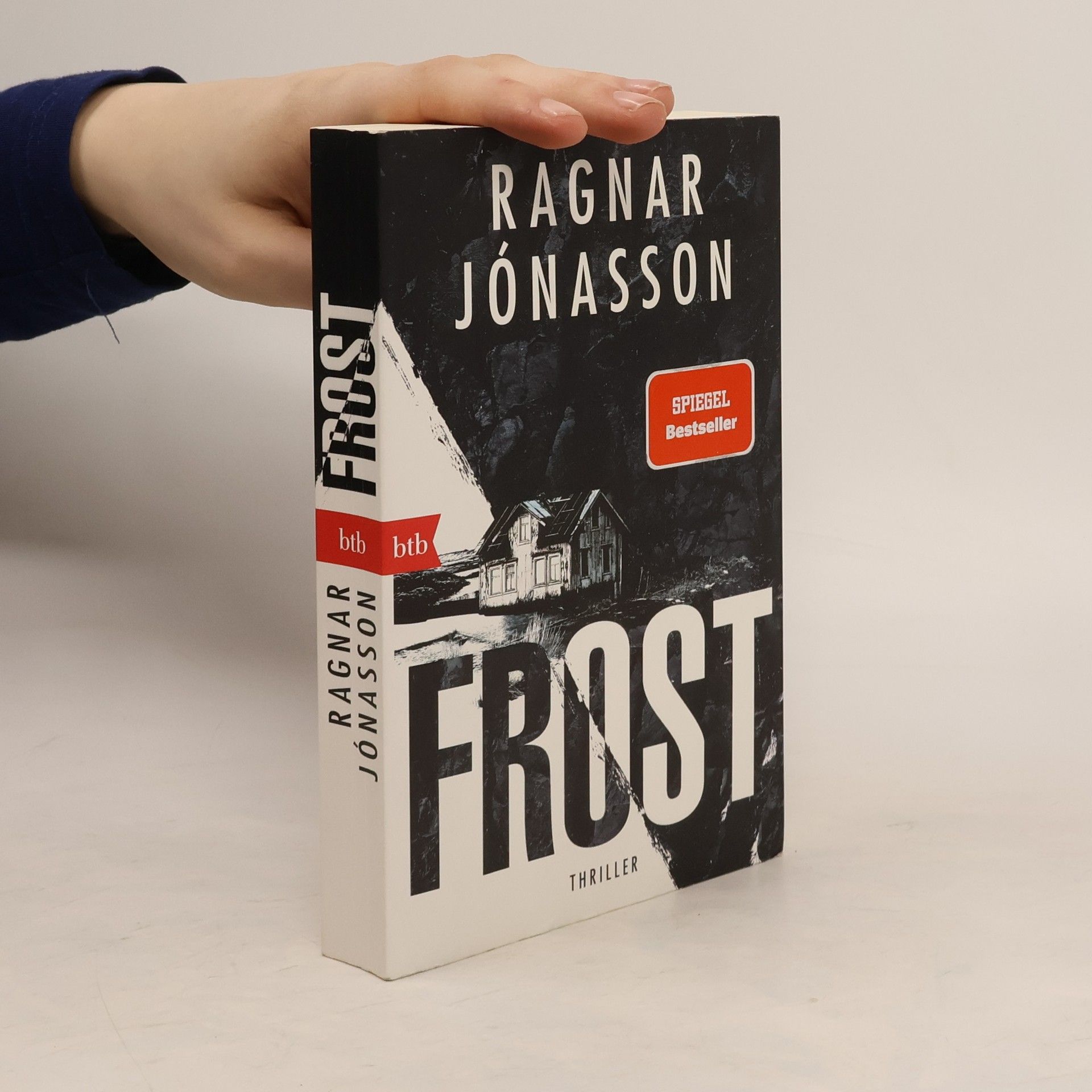 Ragnar Jónasson Frost