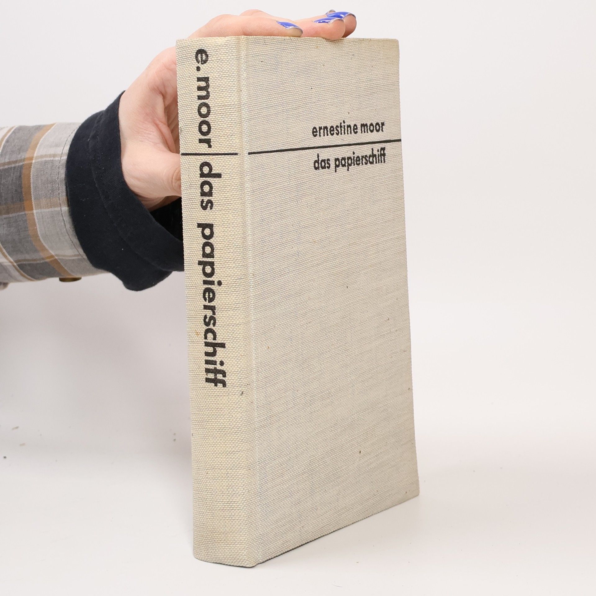 Ernestine Moore Das Papierschiff