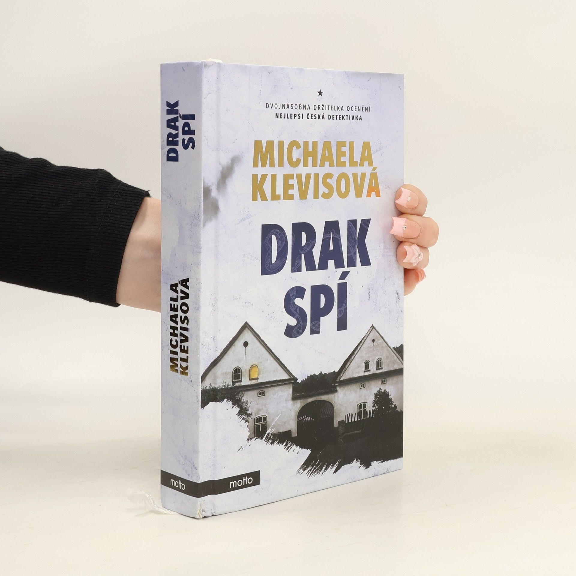 Michaela Klevisová Drak spí