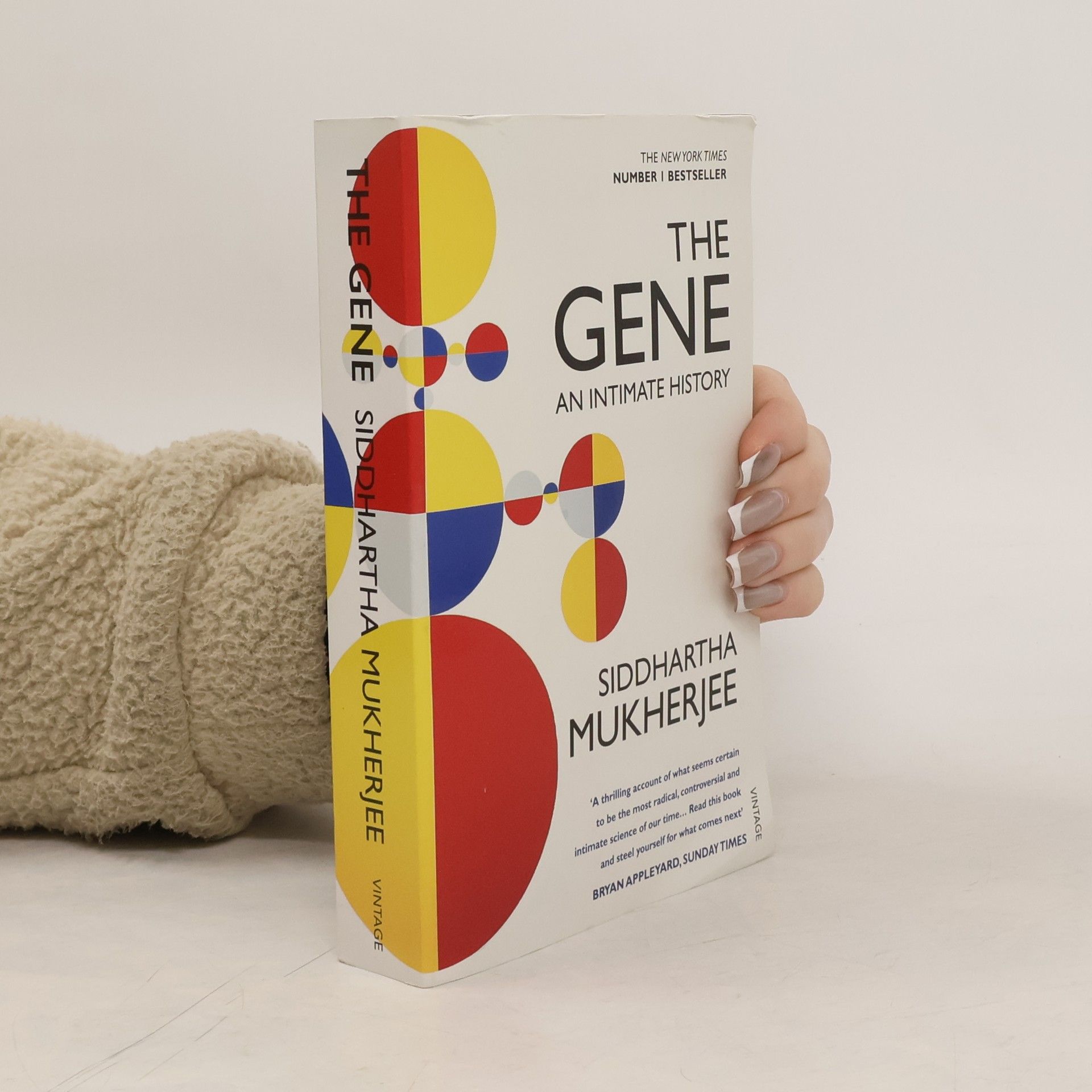 Siddhartha Mukherjee The Gene. An Intimate History