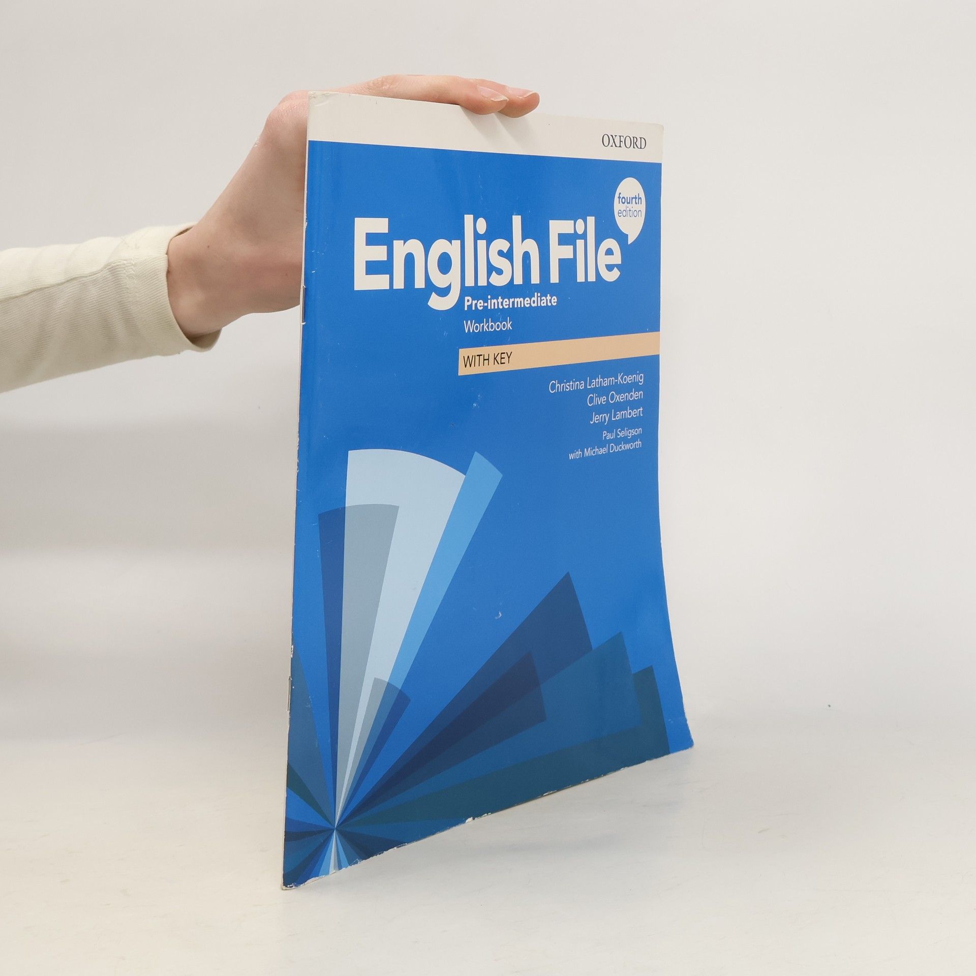 Oxford University Press English File: Pre-Intermediate: Workbook with Key