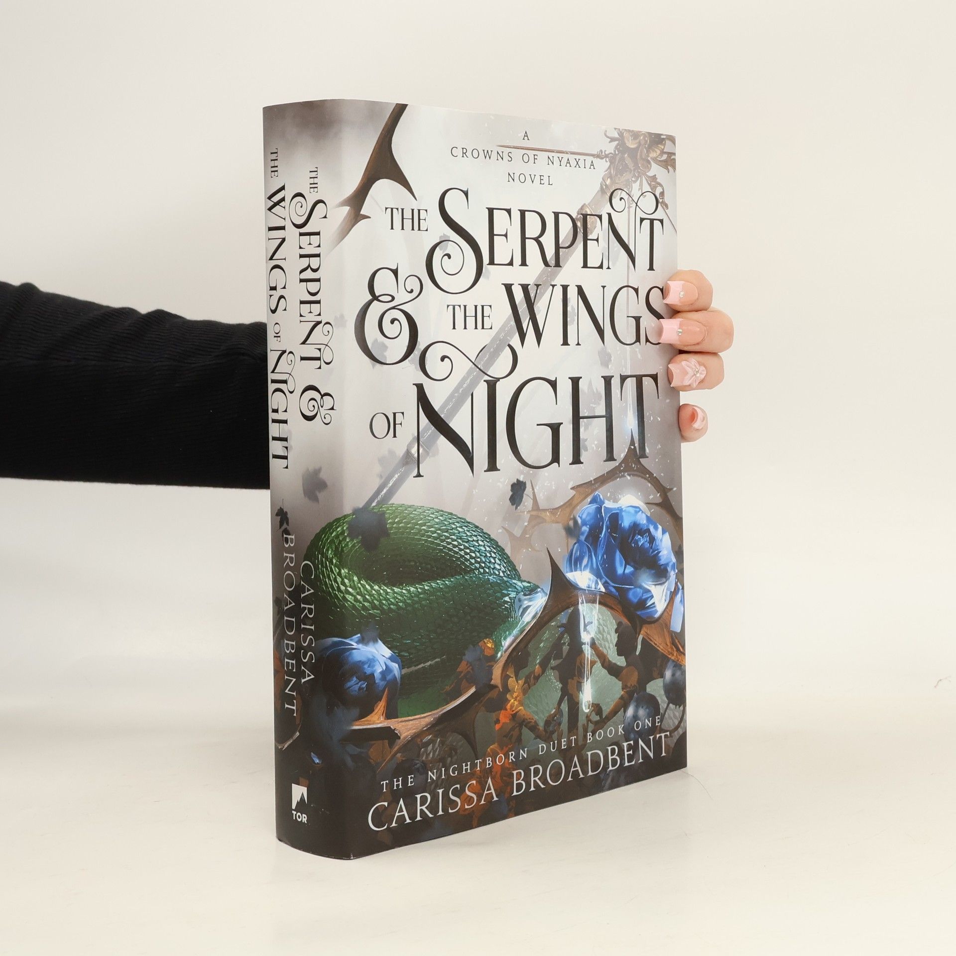 Carissa Broadbent The Serpent and the Wings of Night