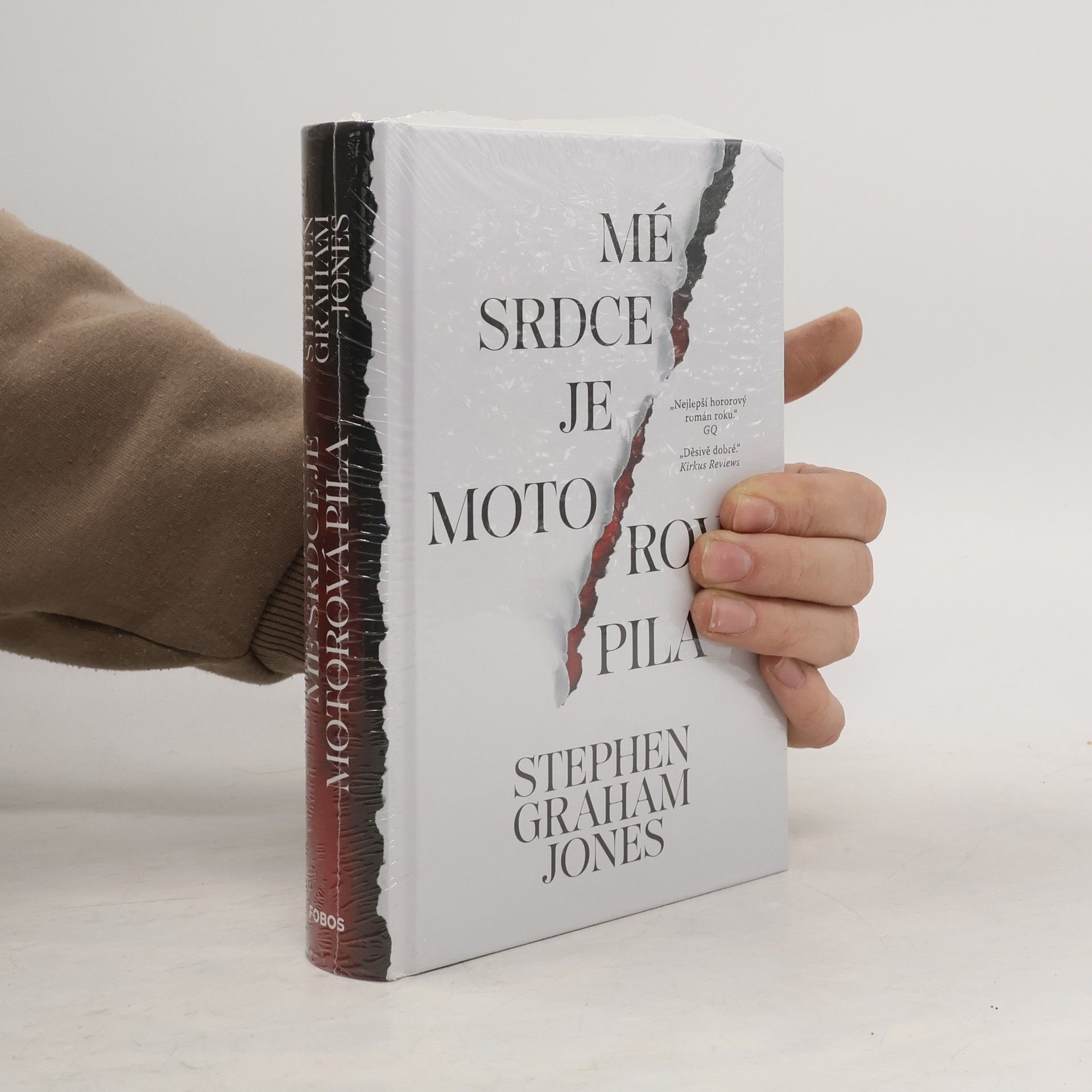 Stephen Graham Jones Mé srdce je motorová pila