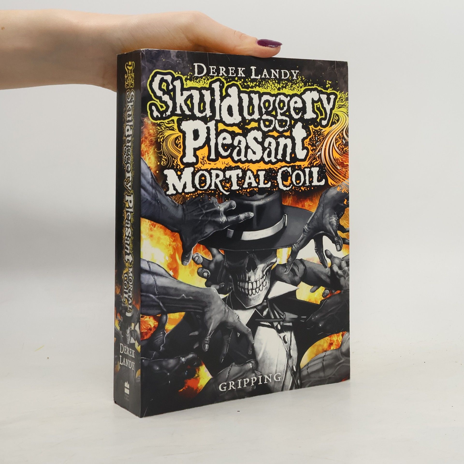 Derek Landy Skulduggery Pleasant: Mortal Coil