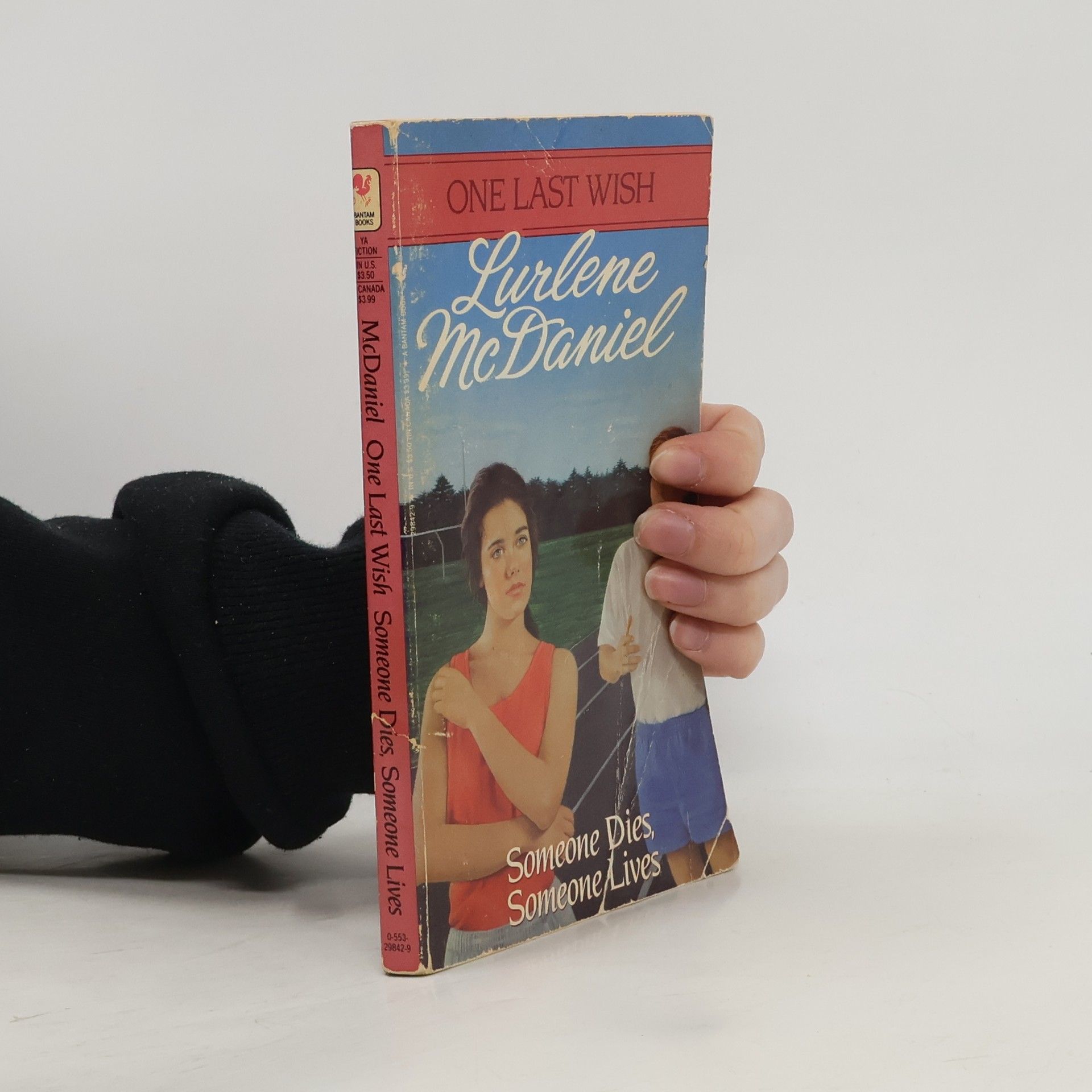 Lurlene McDaniel Someone Dies, Someone Lives