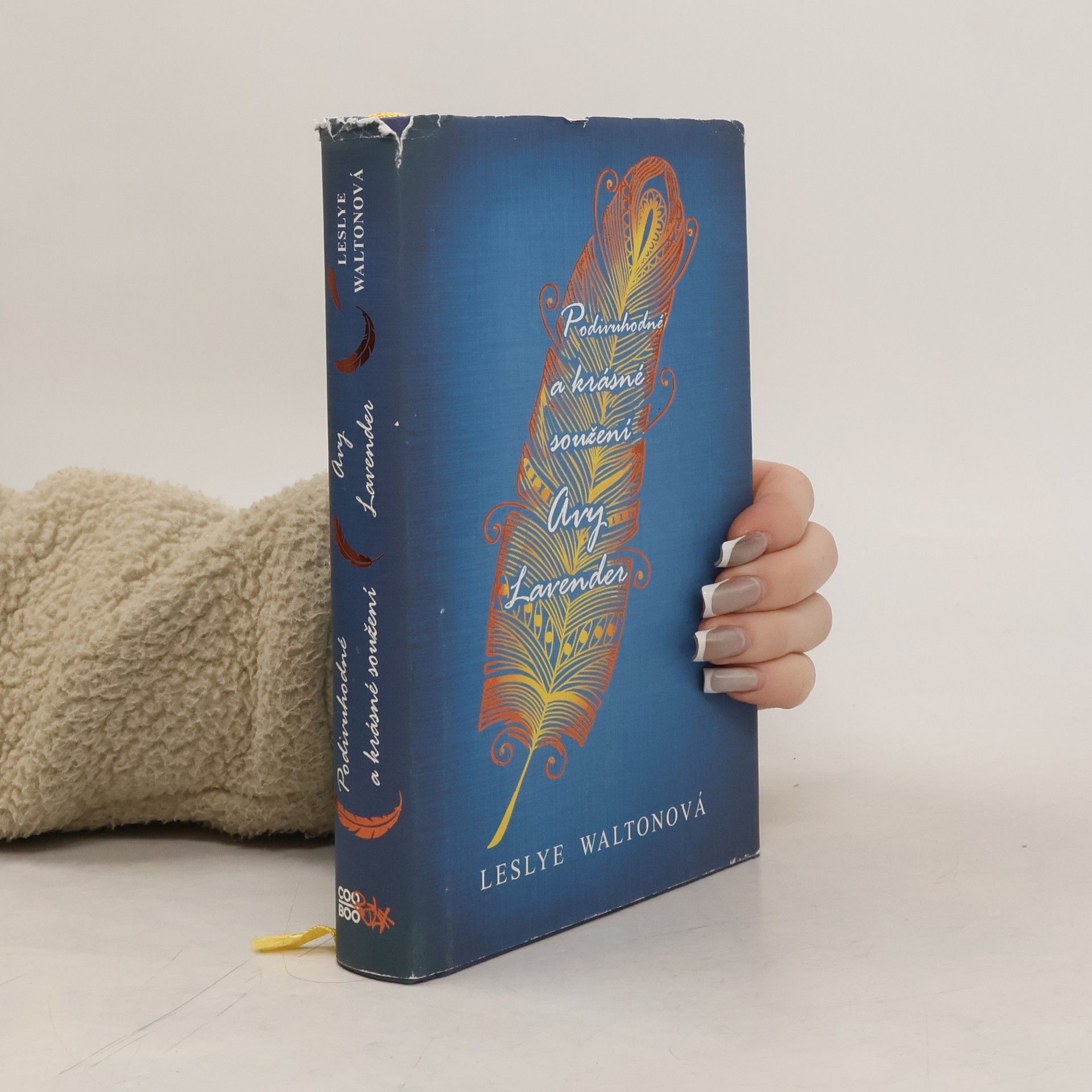 Leslye Walton Podivuhodné a krásné soužení Avy Lavender