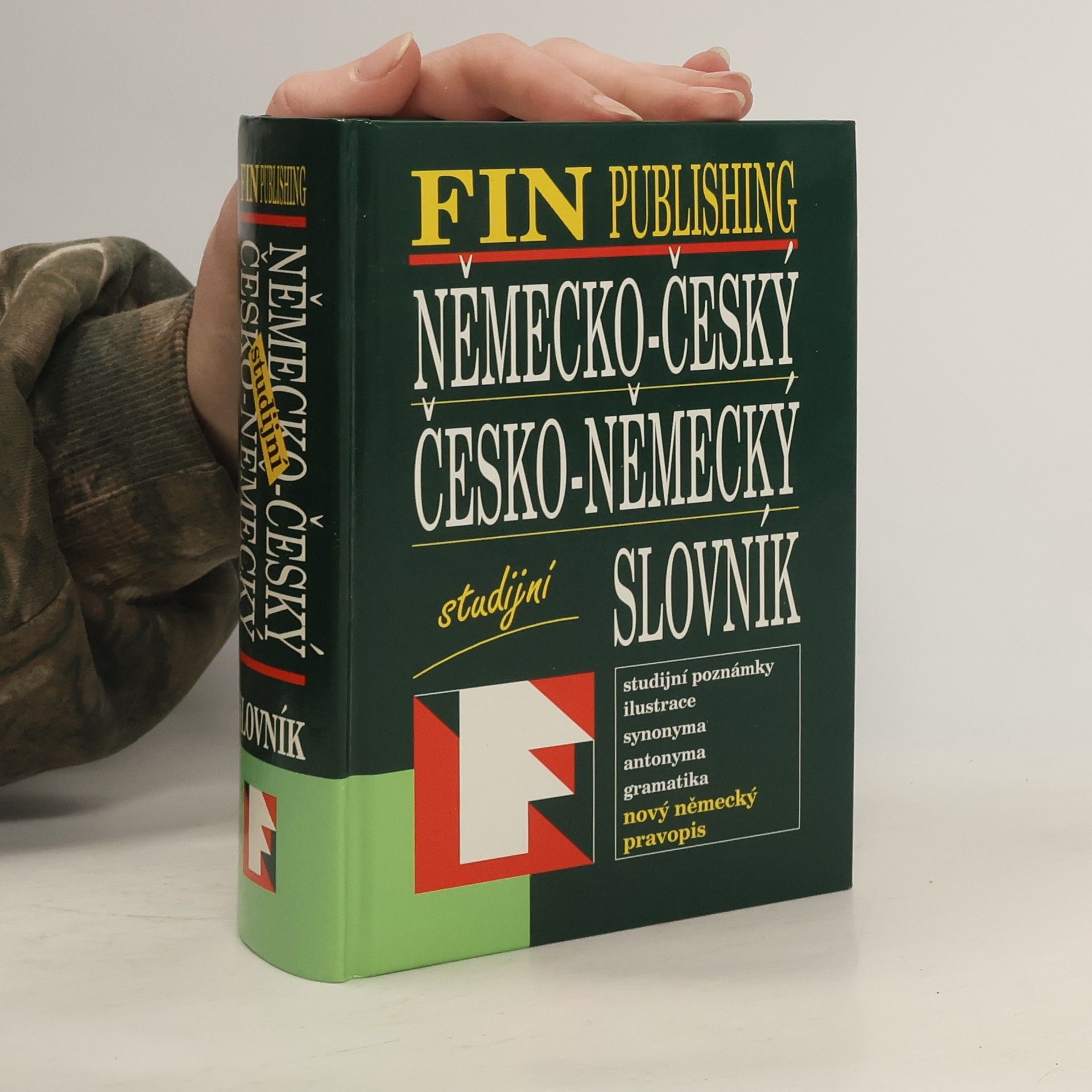 Autorenkollektiv Německo-český, česko-německý studijní slovník