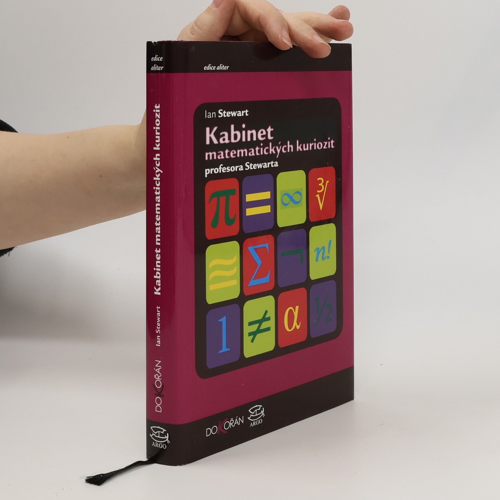 Ian Stewart Kabinet matematických kuriozit profesora Stewarta