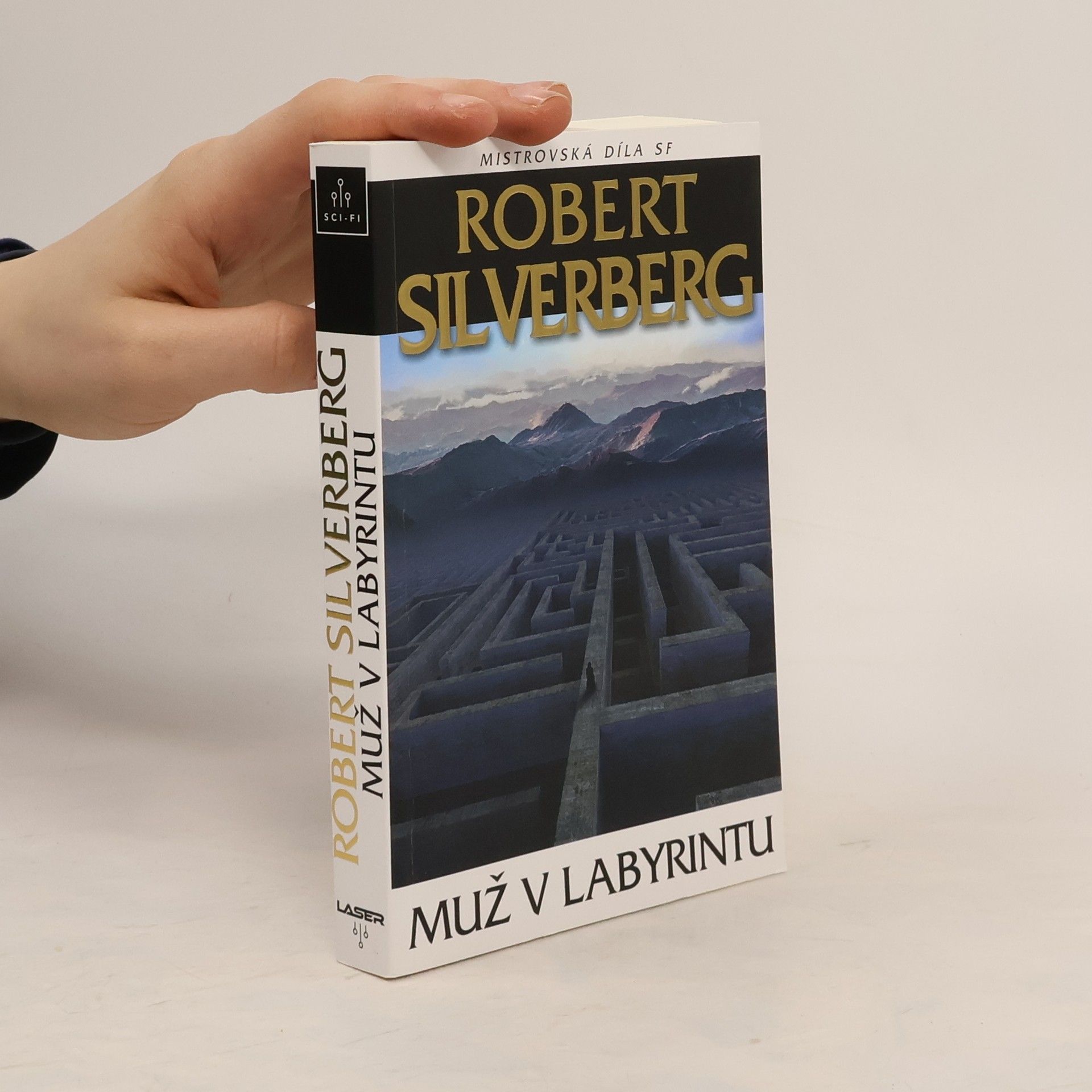 Robert Silverberg Muž v labyrintu
